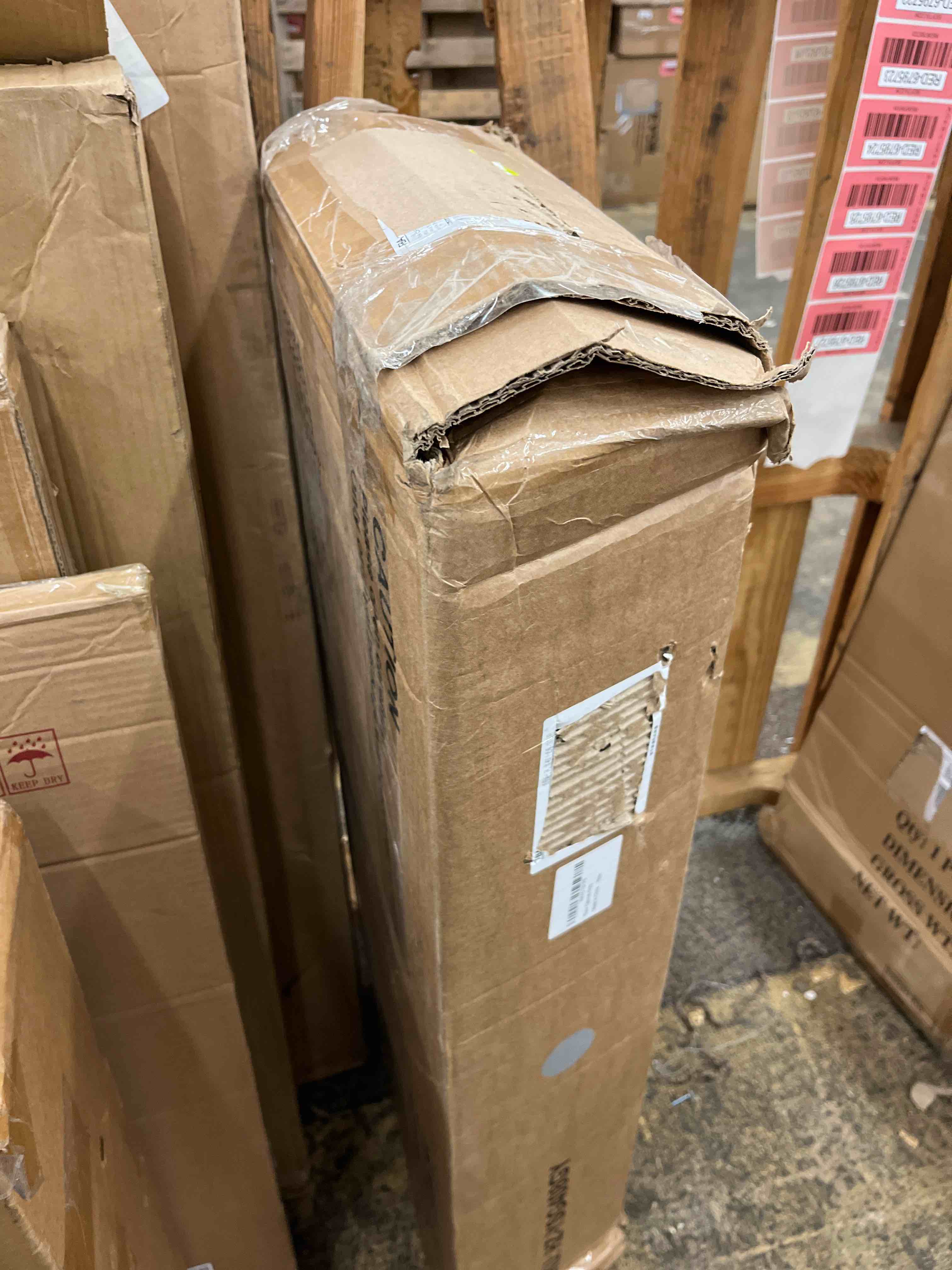https://s3.amazonaws.com/lotting-images-prod/phillipi/RED6795581_1734615581324.jpeg