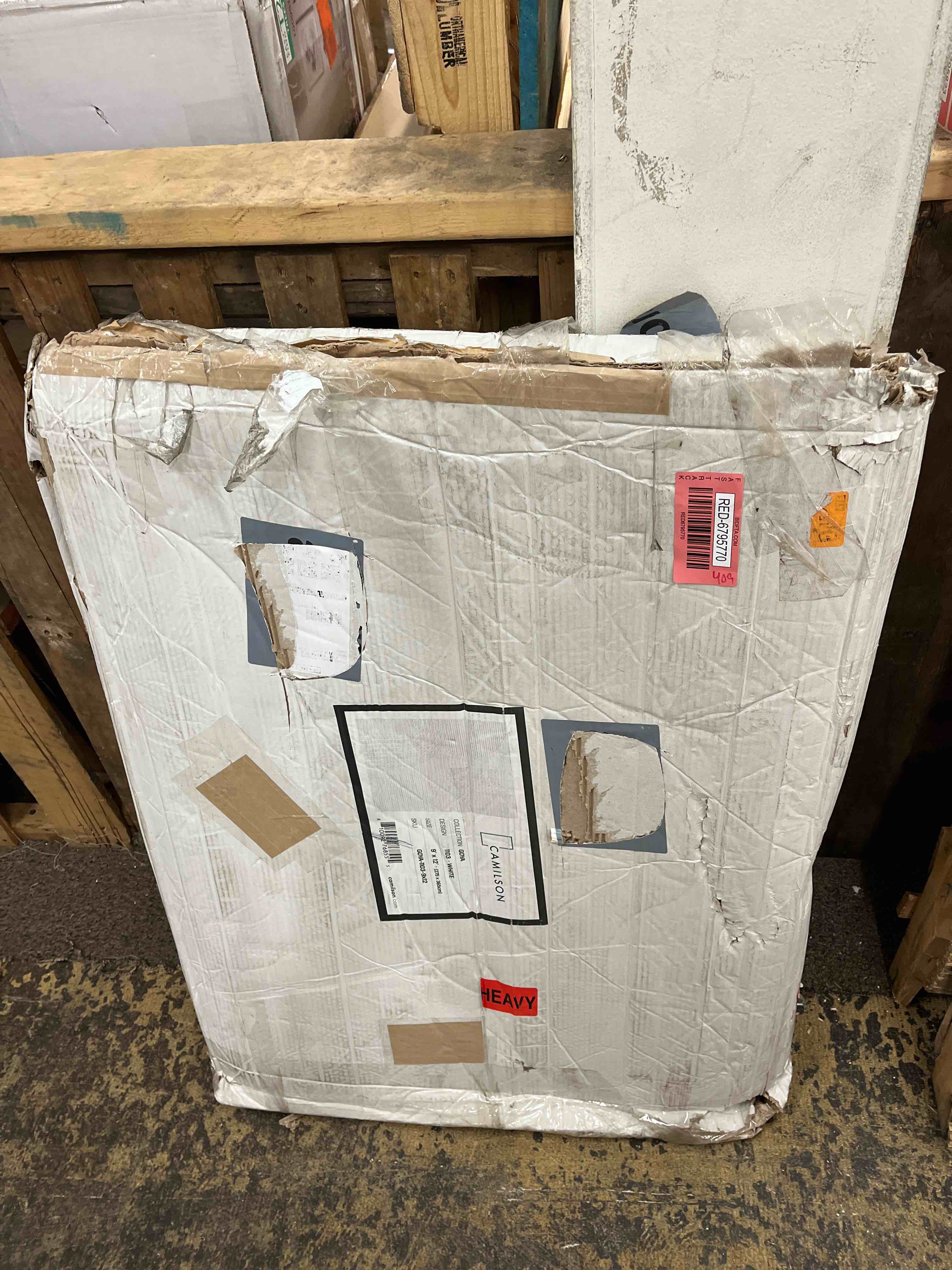 https://s3.amazonaws.com/lotting-images-prod/phillipi/RED6795770_1734650050355.jpeg