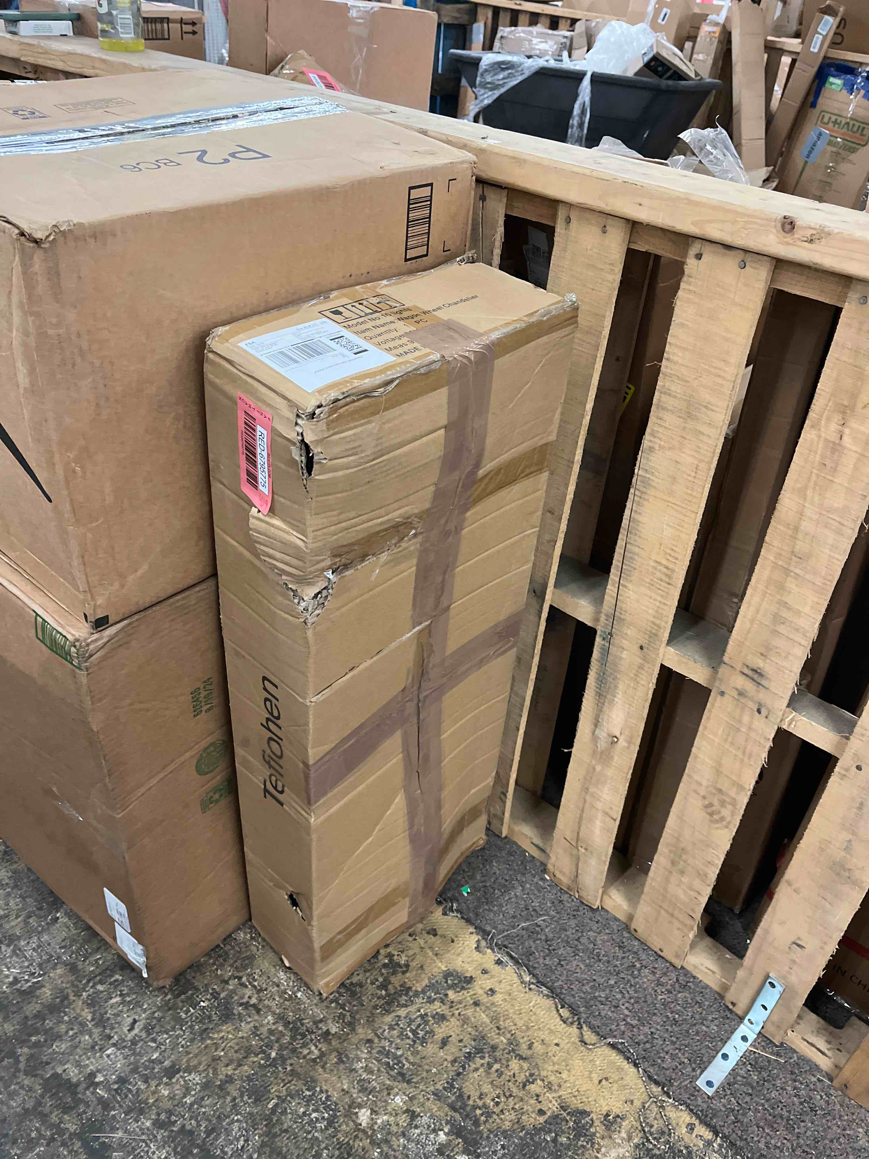 https://s3.amazonaws.com/lotting-images-prod/phillipi/RED6795775_1734647750200.jpeg
