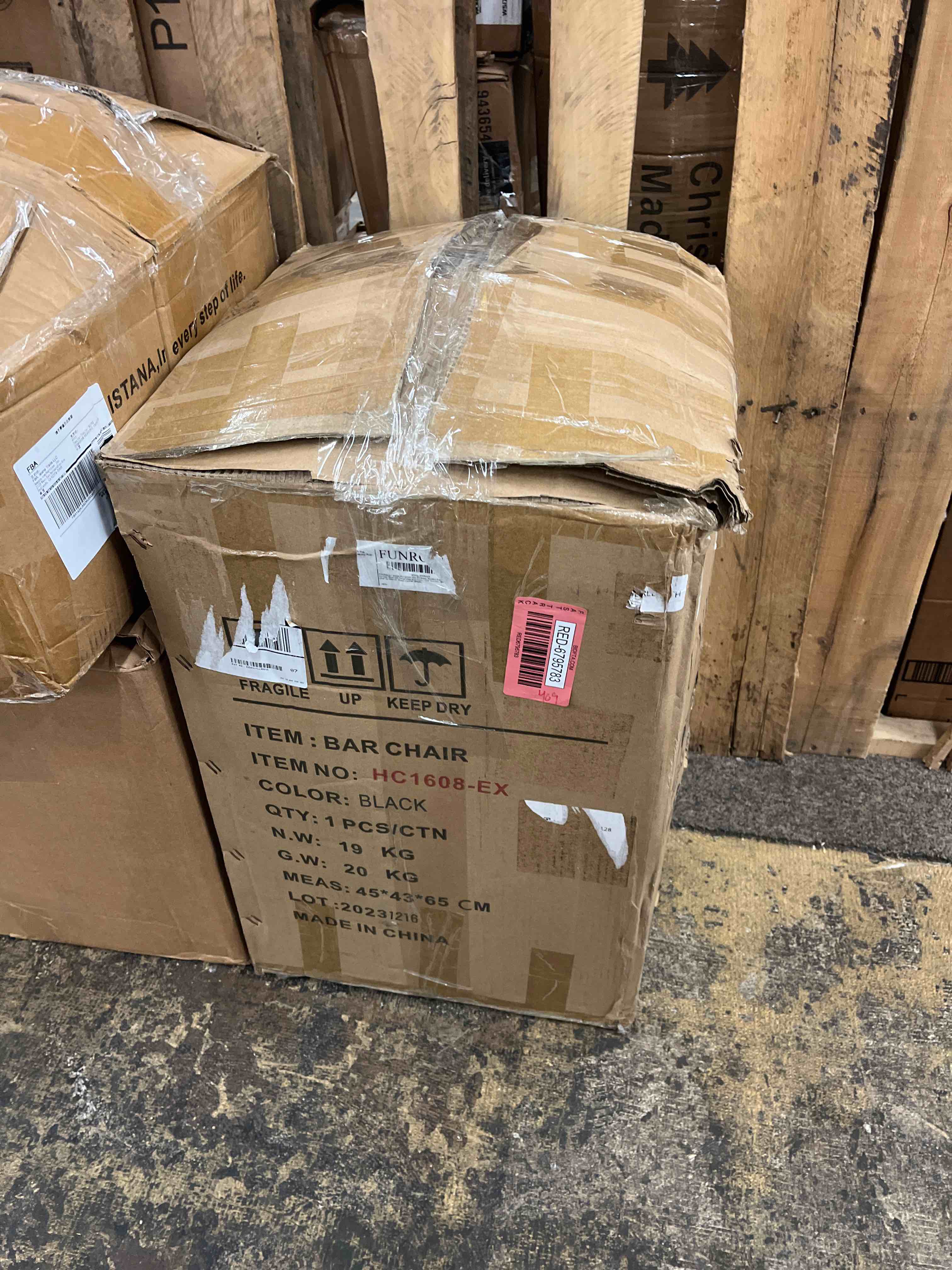 https://s3.amazonaws.com/lotting-images-prod/phillipi/RED6795783_1734647046042.jpeg