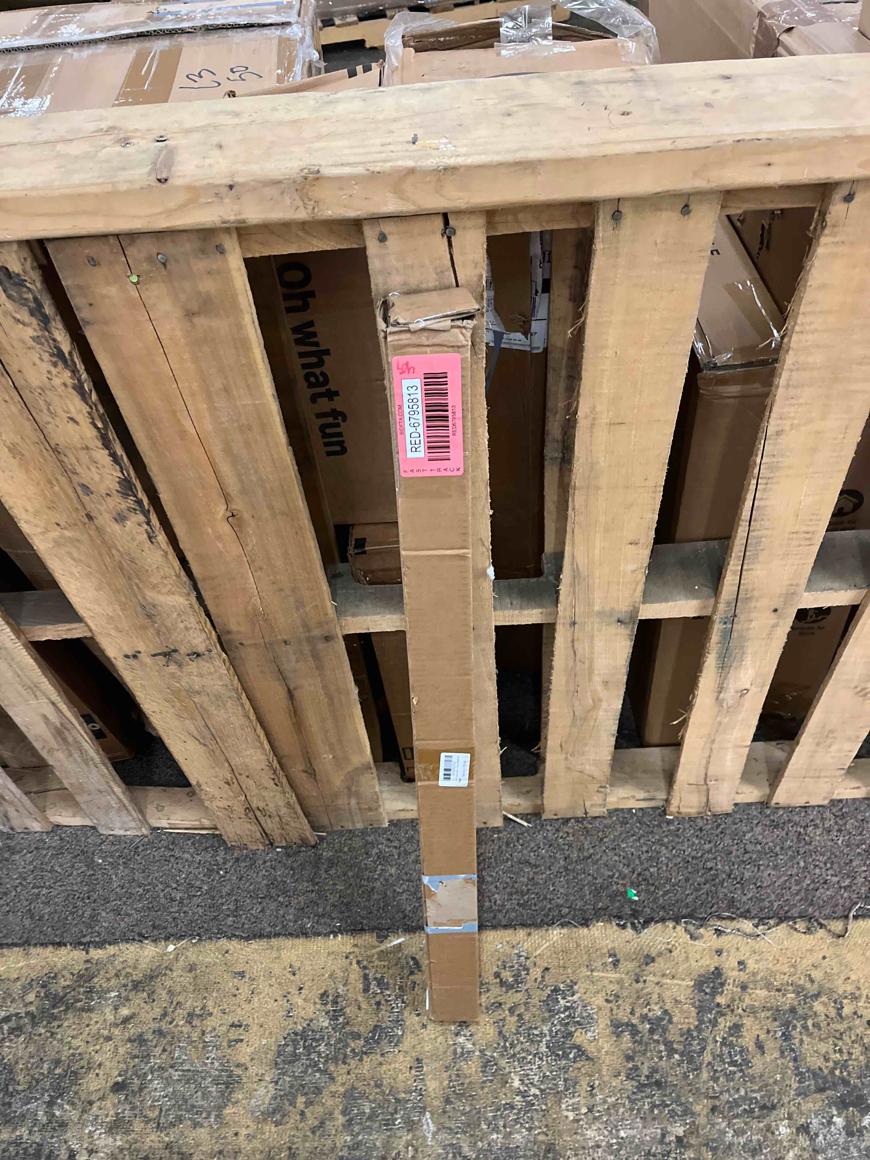 https://s3.amazonaws.com/lotting-images-prod/phillipi/RED6795813_1734646168180.jpeg