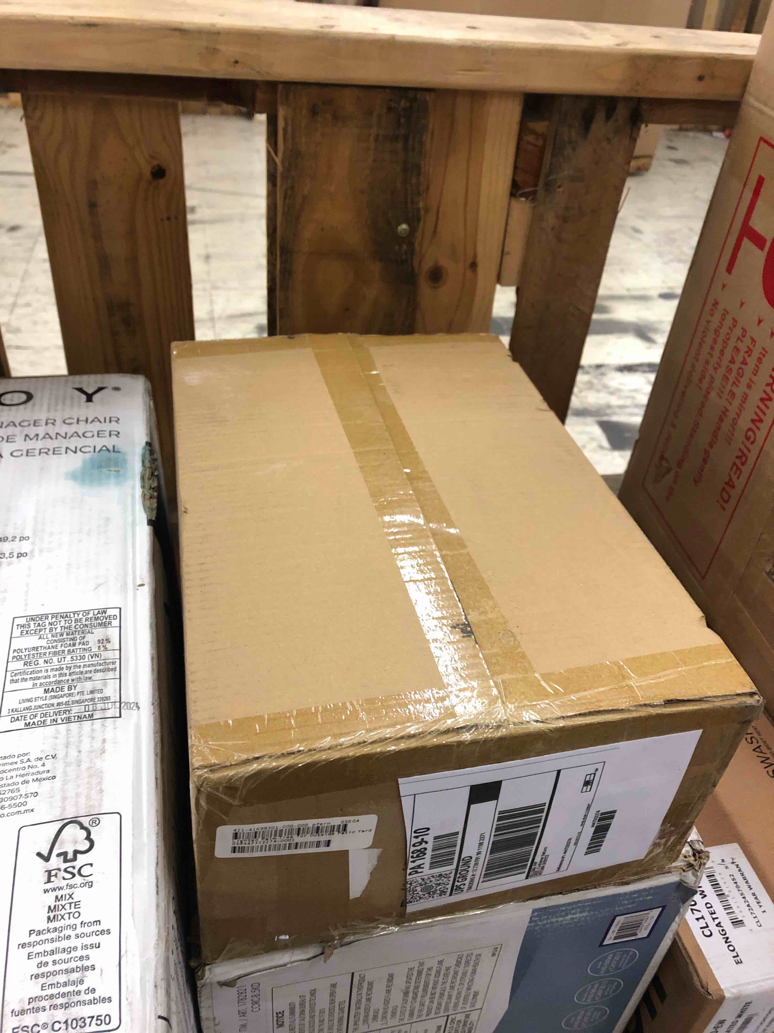 https://s3.amazonaws.com/lotting-images-prod/phillipi/RED6796353_1736540392041.jpeg