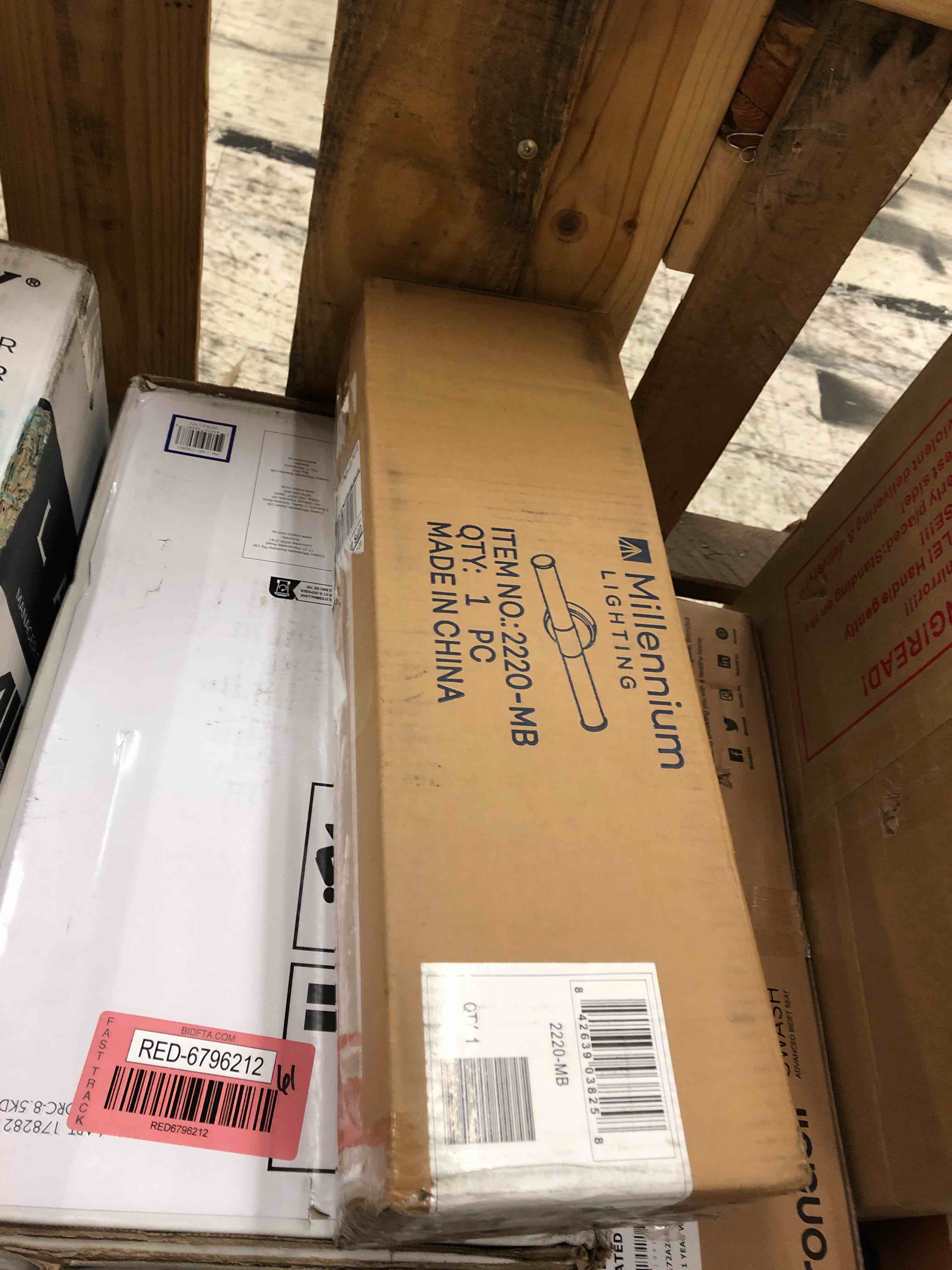 https://s3.amazonaws.com/lotting-images-prod/phillipi/RED6796379_1736545982970.jpeg