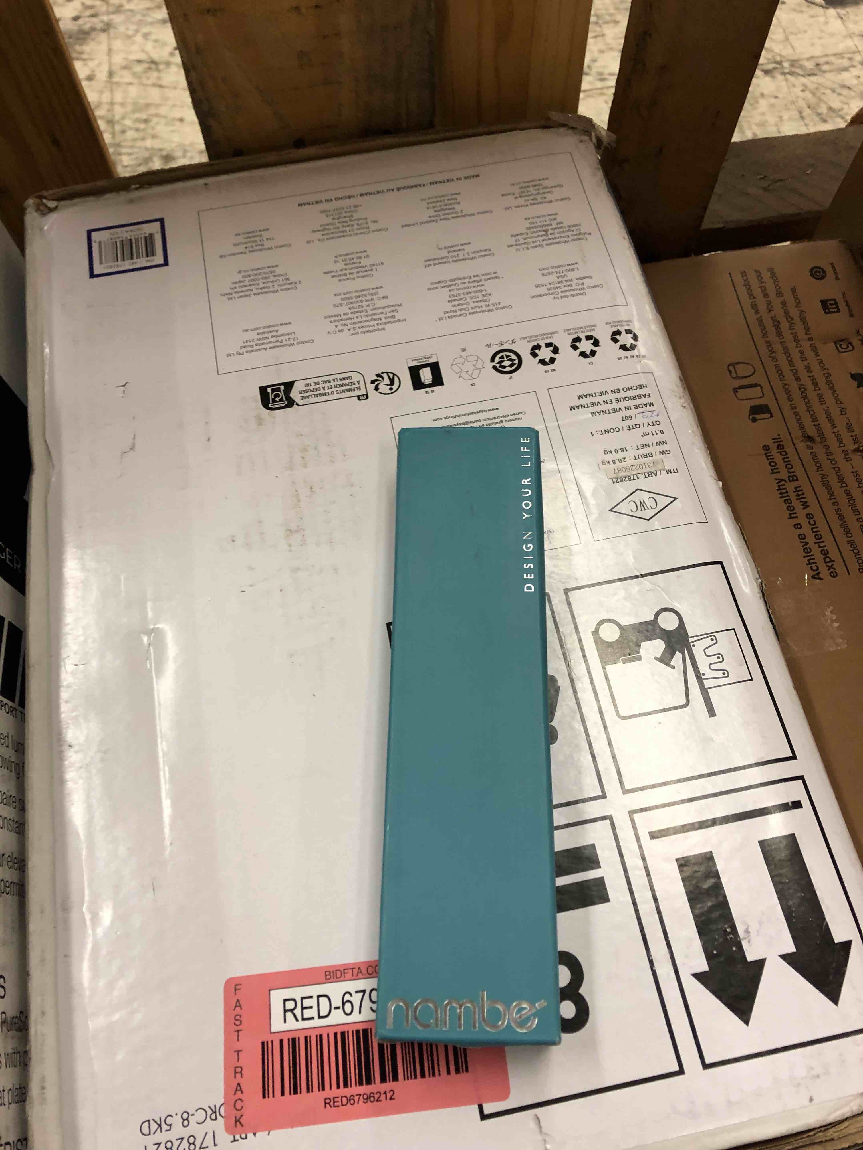 https://s3.amazonaws.com/lotting-images-prod/phillipi/RED6796386_1736546520740.jpeg