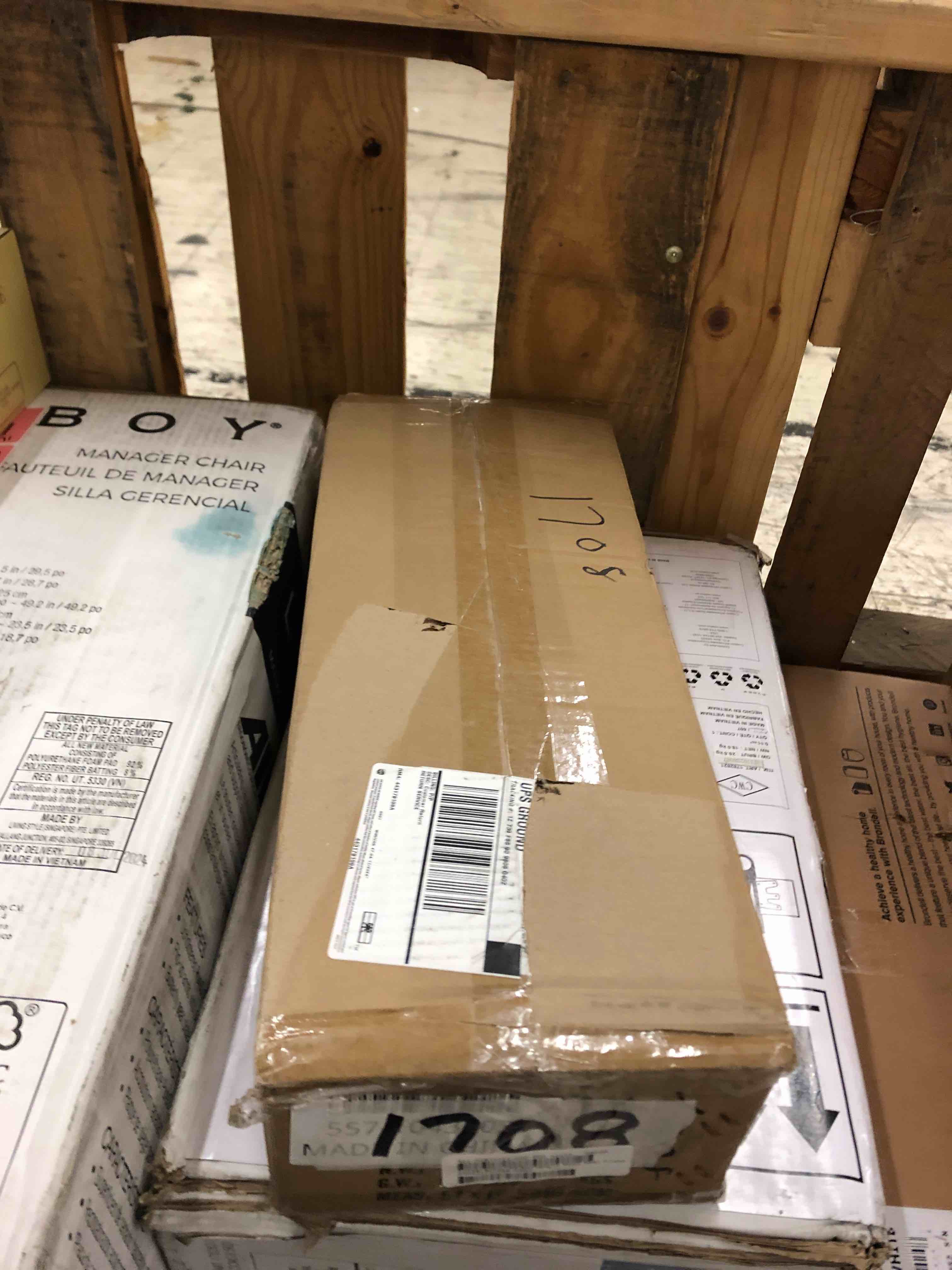 https://s3.amazonaws.com/lotting-images-prod/phillipi/RED6796400_1736784368353.jpeg