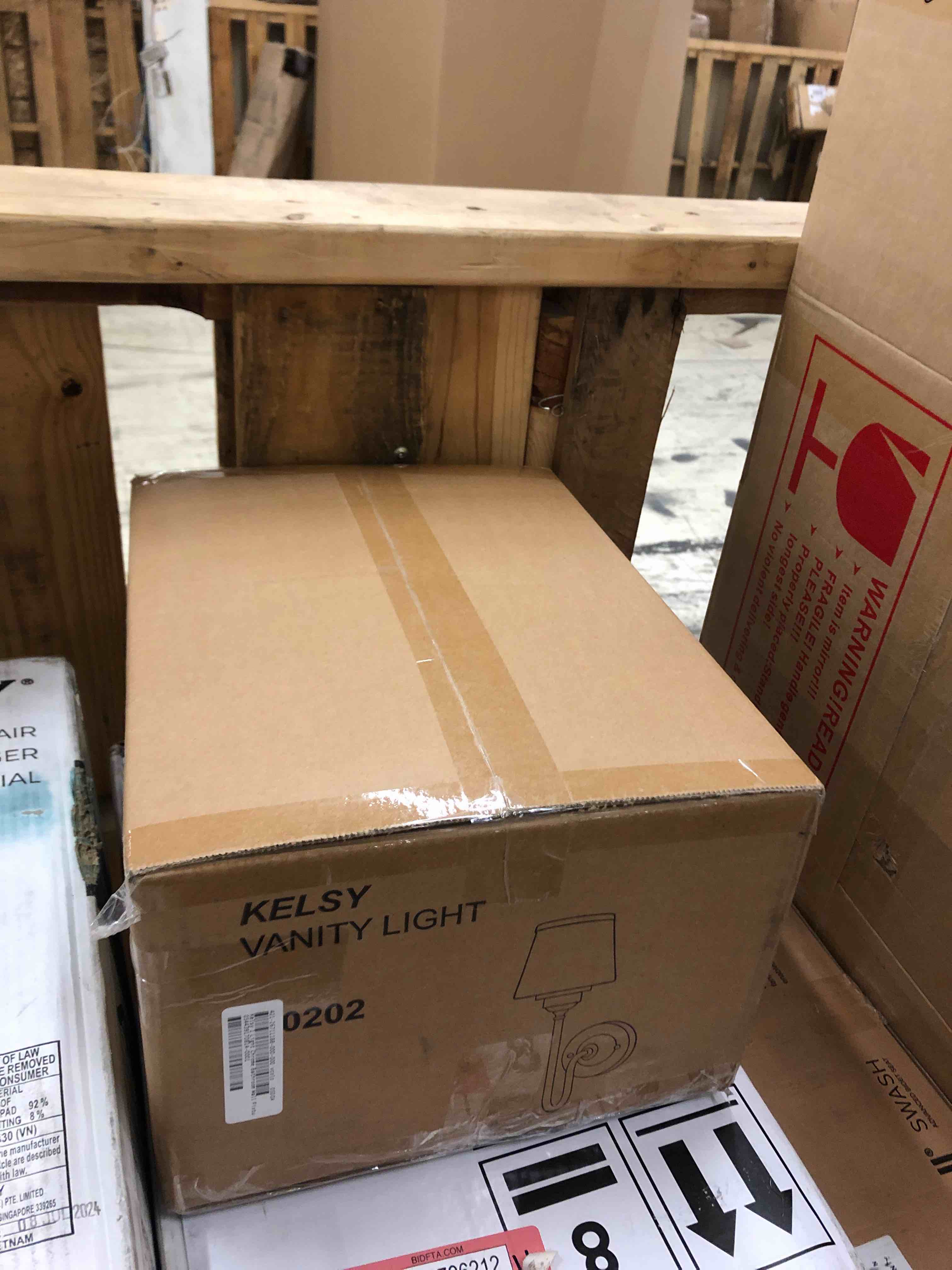 https://s3.amazonaws.com/lotting-images-prod/phillipi/RED6796409_1736785599888.jpeg