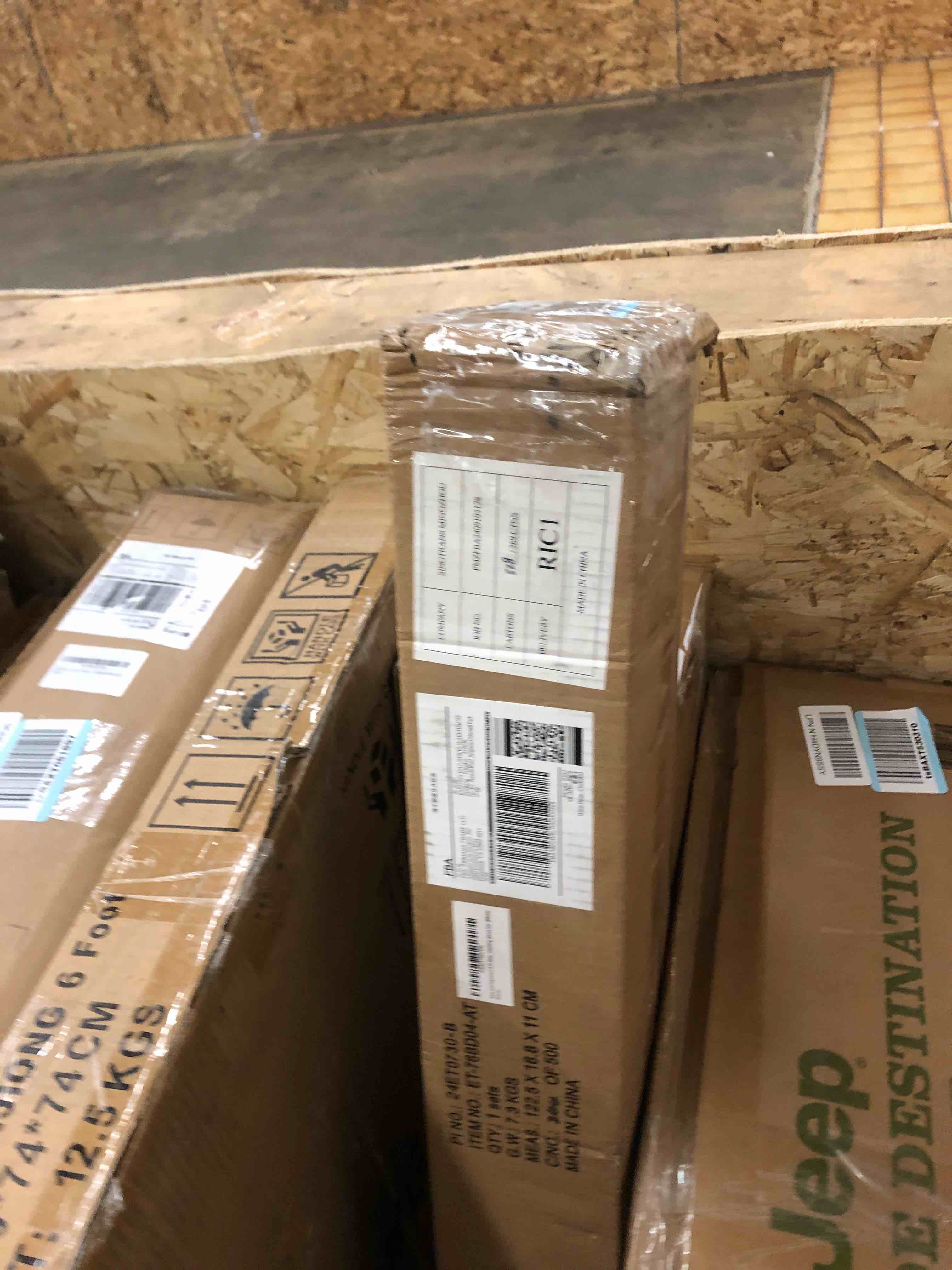 https://s3.amazonaws.com/lotting-images-prod/phillipi/RED6796432_1737050606687.jpeg