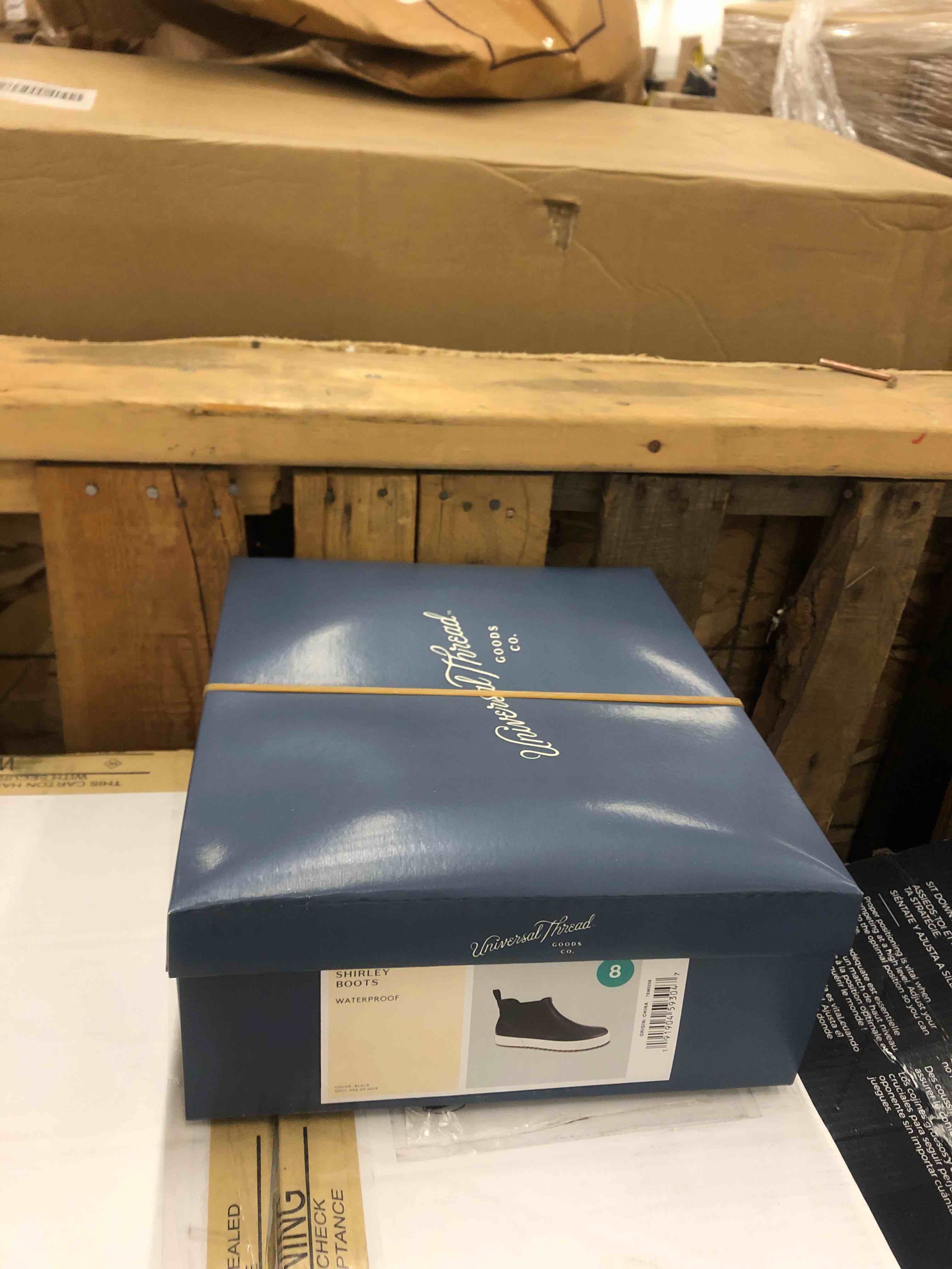 https://s3.amazonaws.com/lotting-images-prod/phillipi/RED6796459_1737049895753.jpeg