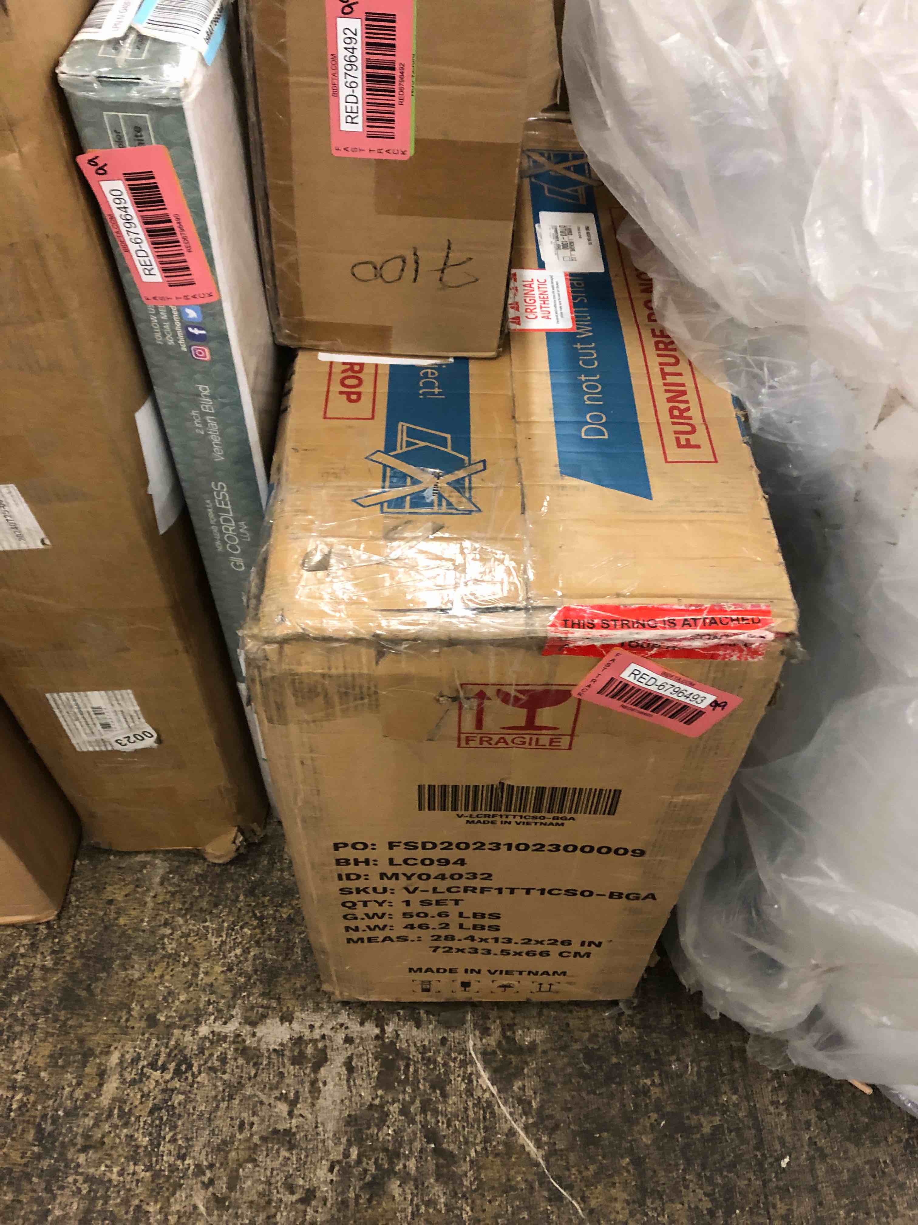 https://s3.amazonaws.com/lotting-images-prod/phillipi/RED6796493_1737064112387.jpeg