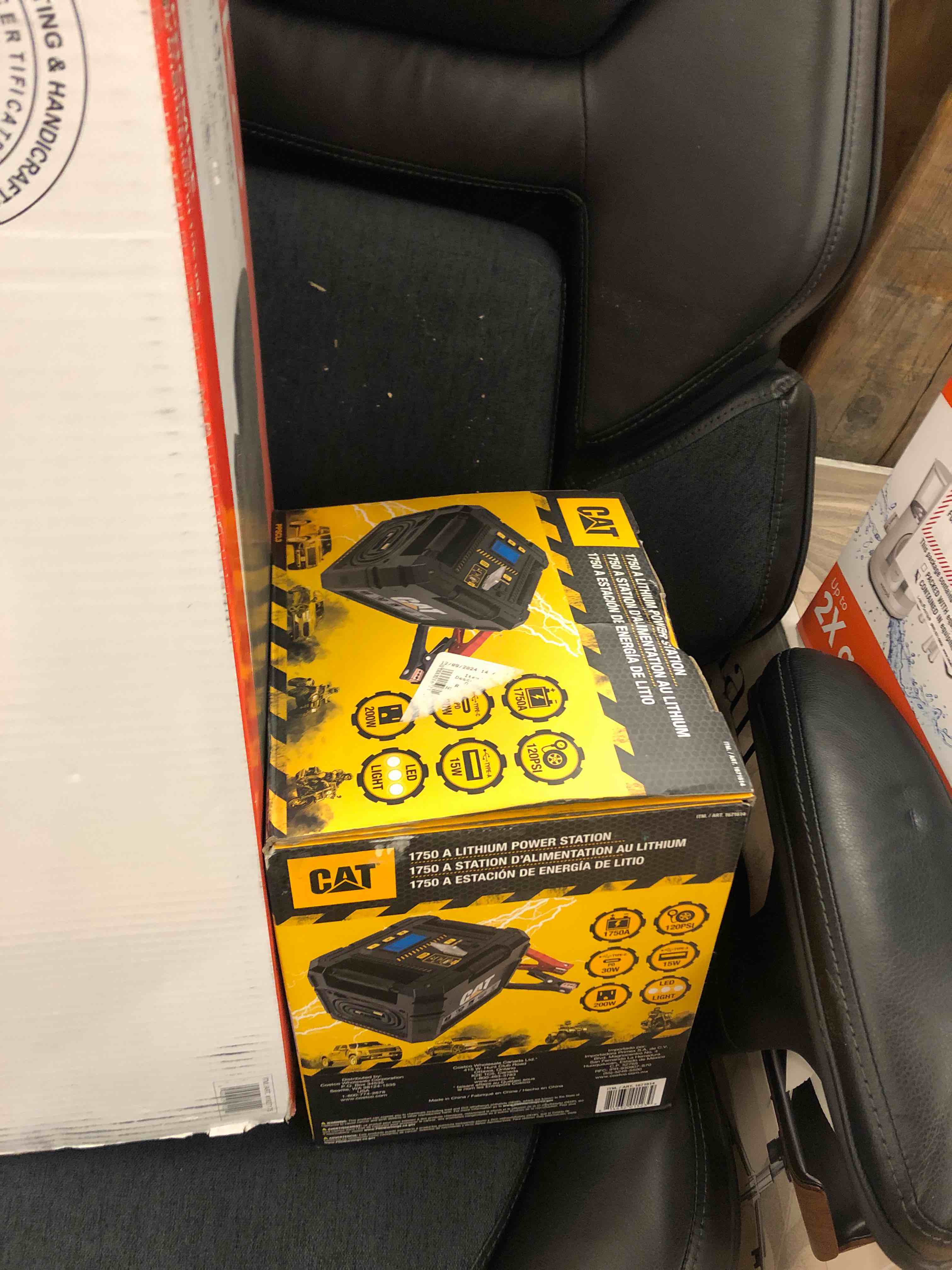 https://s3.amazonaws.com/lotting-images-prod/phillipi/RED6796500_1737072590472.jpeg