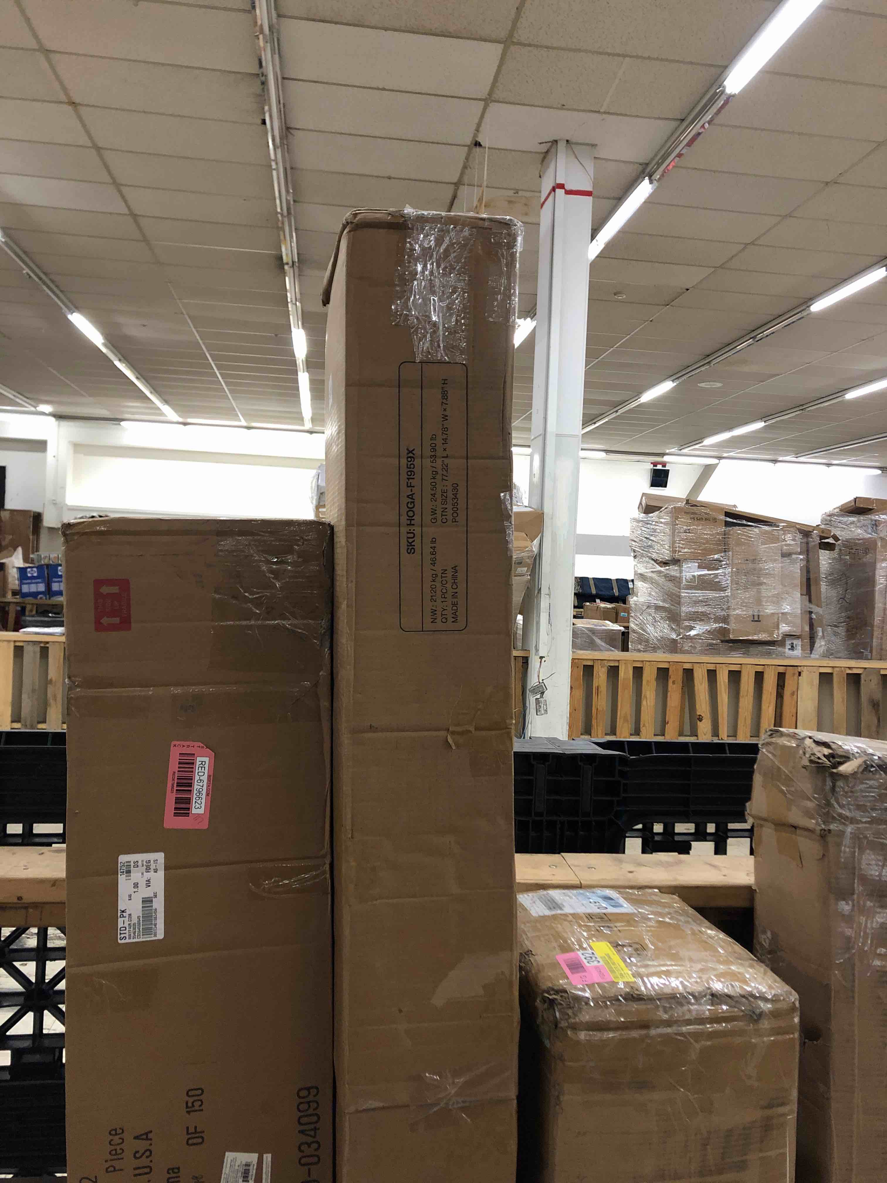 https://s3.amazonaws.com/lotting-images-prod/phillipi/RED6796634_1737405077709.jpeg