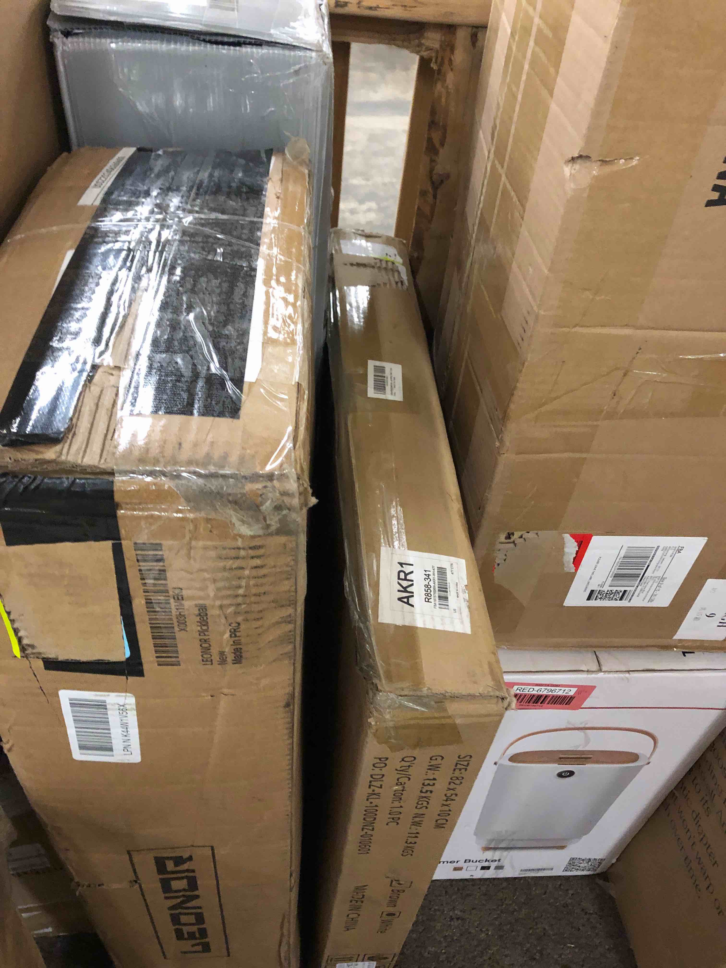 https://s3.amazonaws.com/lotting-images-prod/phillipi/RED6796710_1737488245352.jpeg