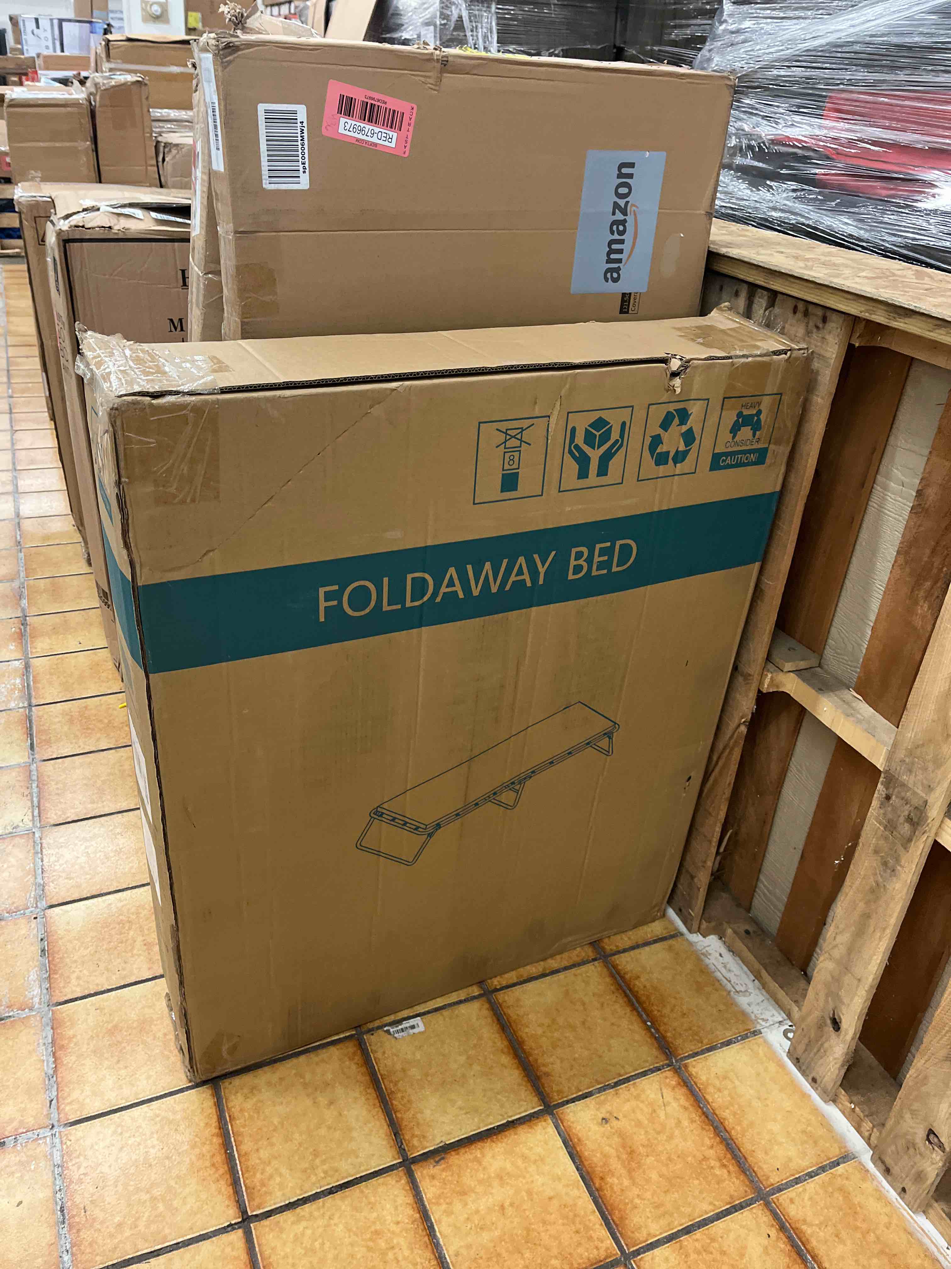 https://s3.amazonaws.com/lotting-images-prod/phillipi/RED6796969_1735592947477.jpeg