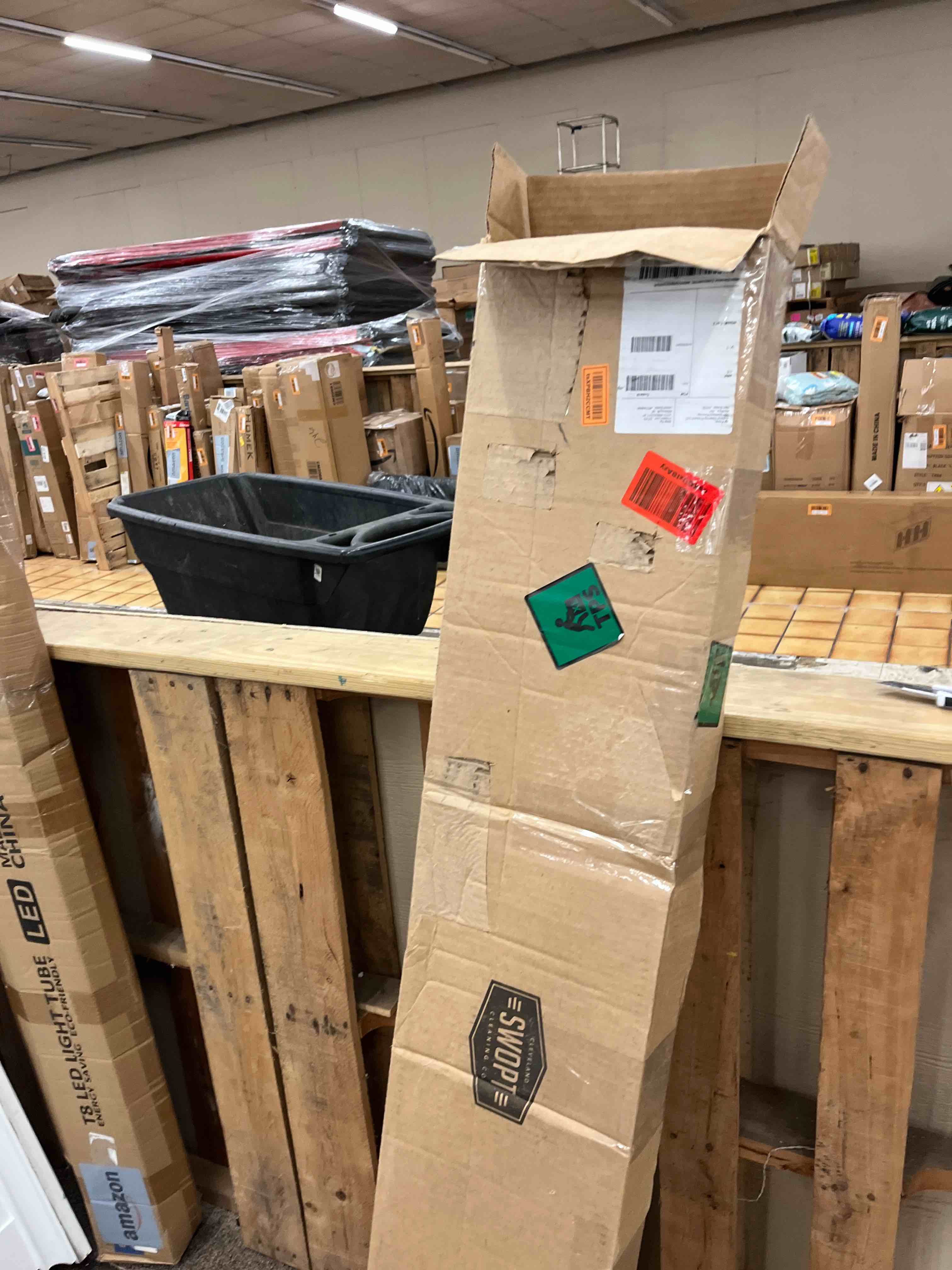 https://s3.amazonaws.com/lotting-images-prod/phillipi/RED6797304_1735746161328.jpeg