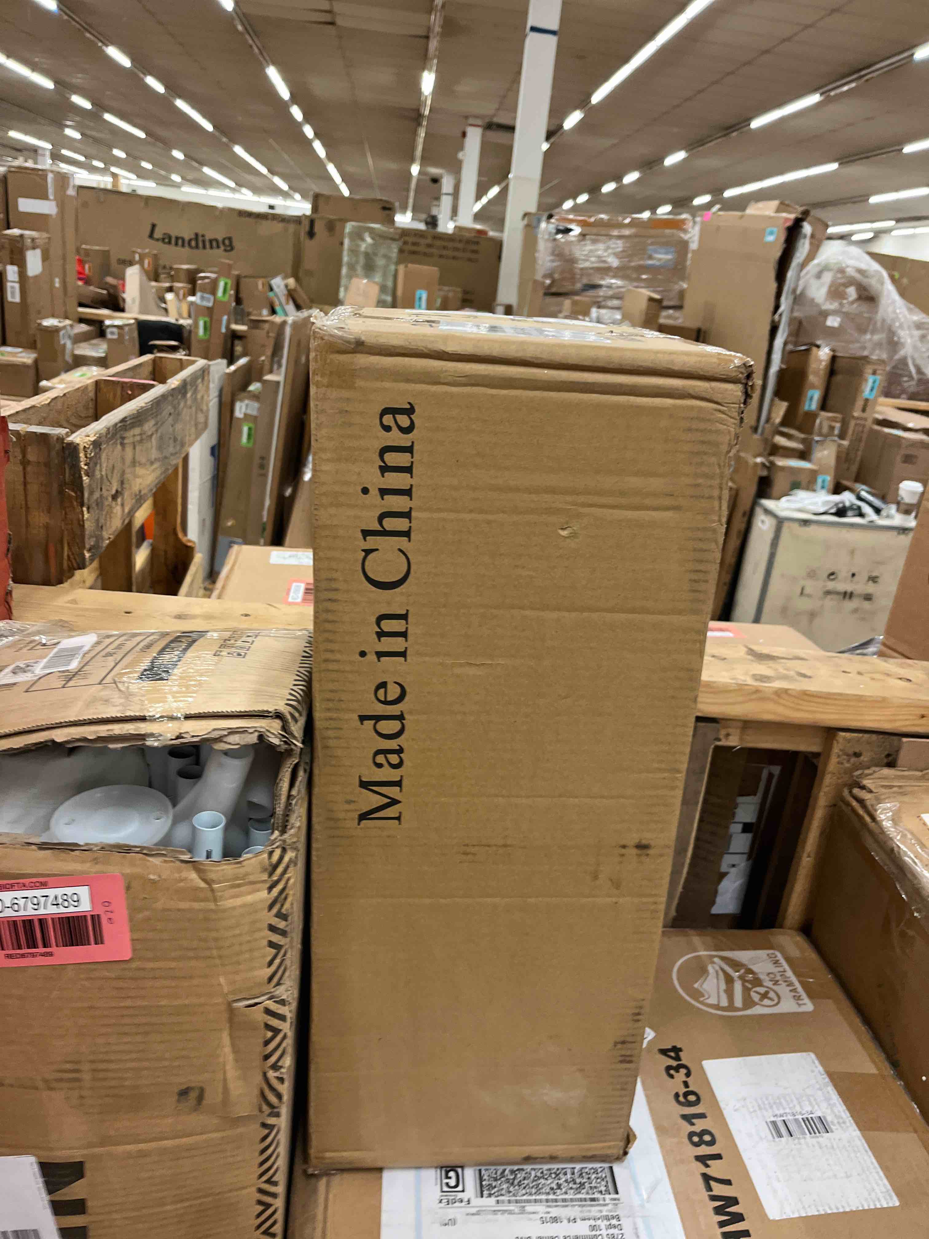 https://s3.amazonaws.com/lotting-images-prod/phillipi/RED6797493_1735847607272.jpeg