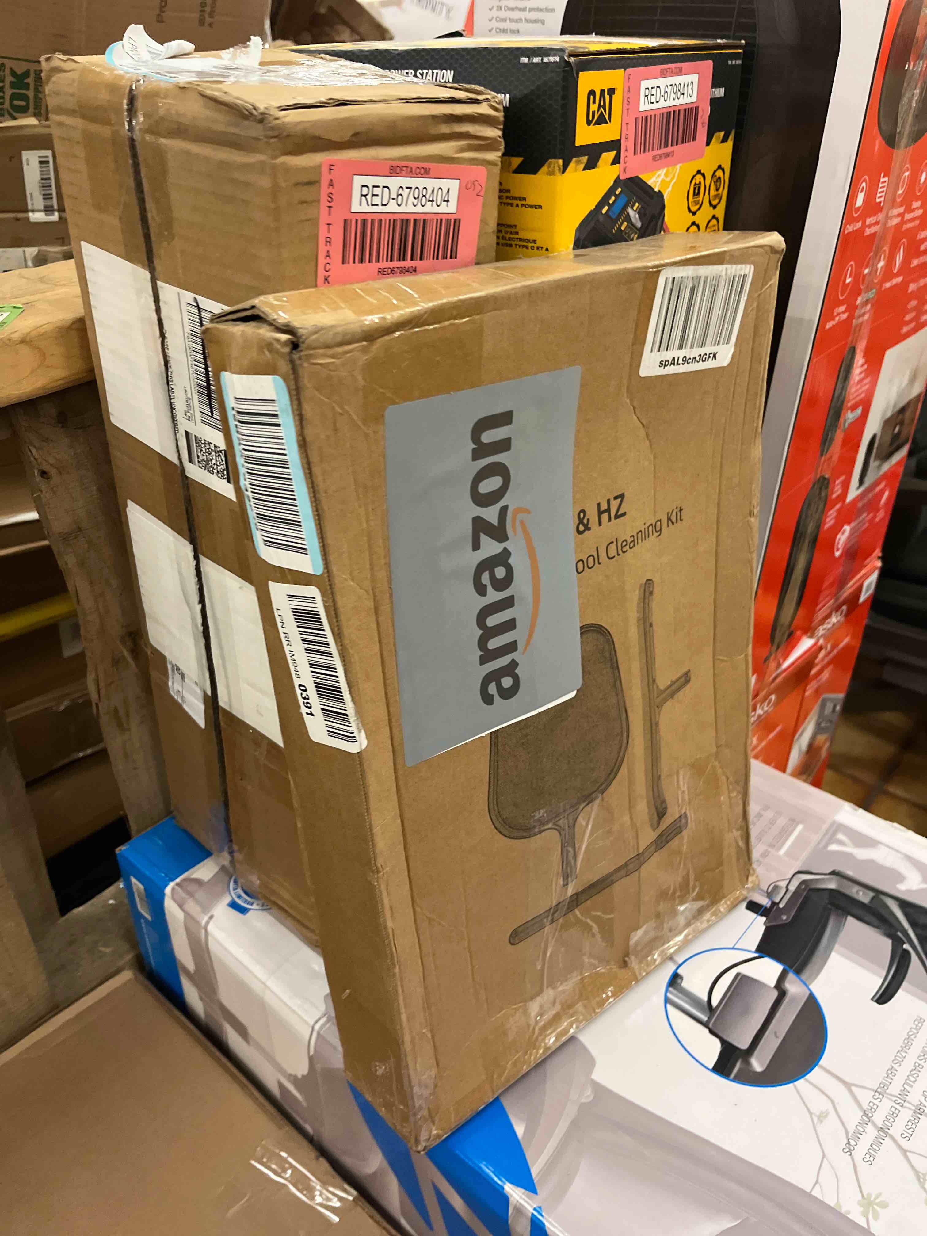 https://s3.amazonaws.com/lotting-images-prod/phillipi/RED6798403_1736979684656.jpeg