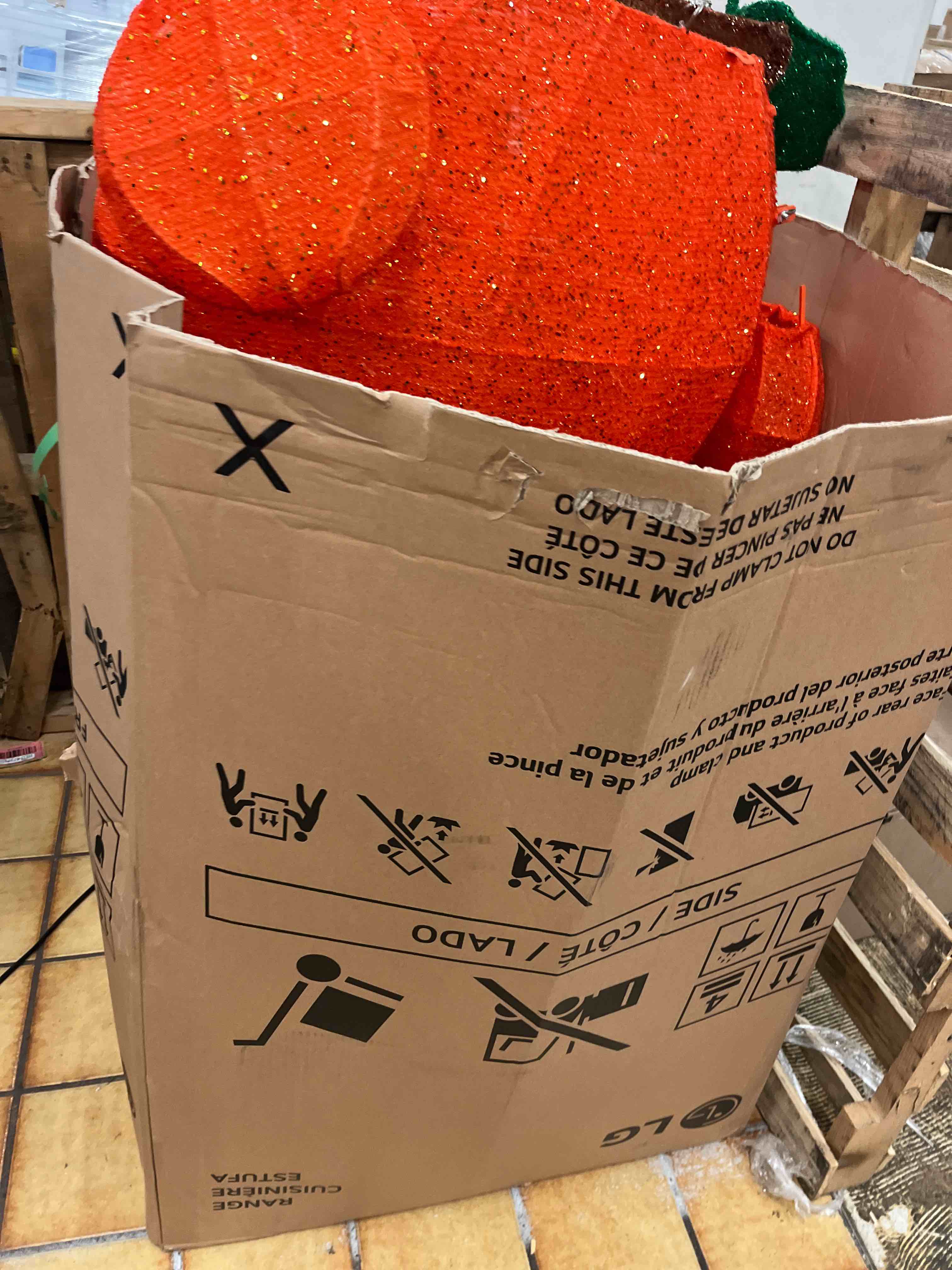 https://s3.amazonaws.com/lotting-images-prod/phillipi/RED6798406_1736978587267.jpeg