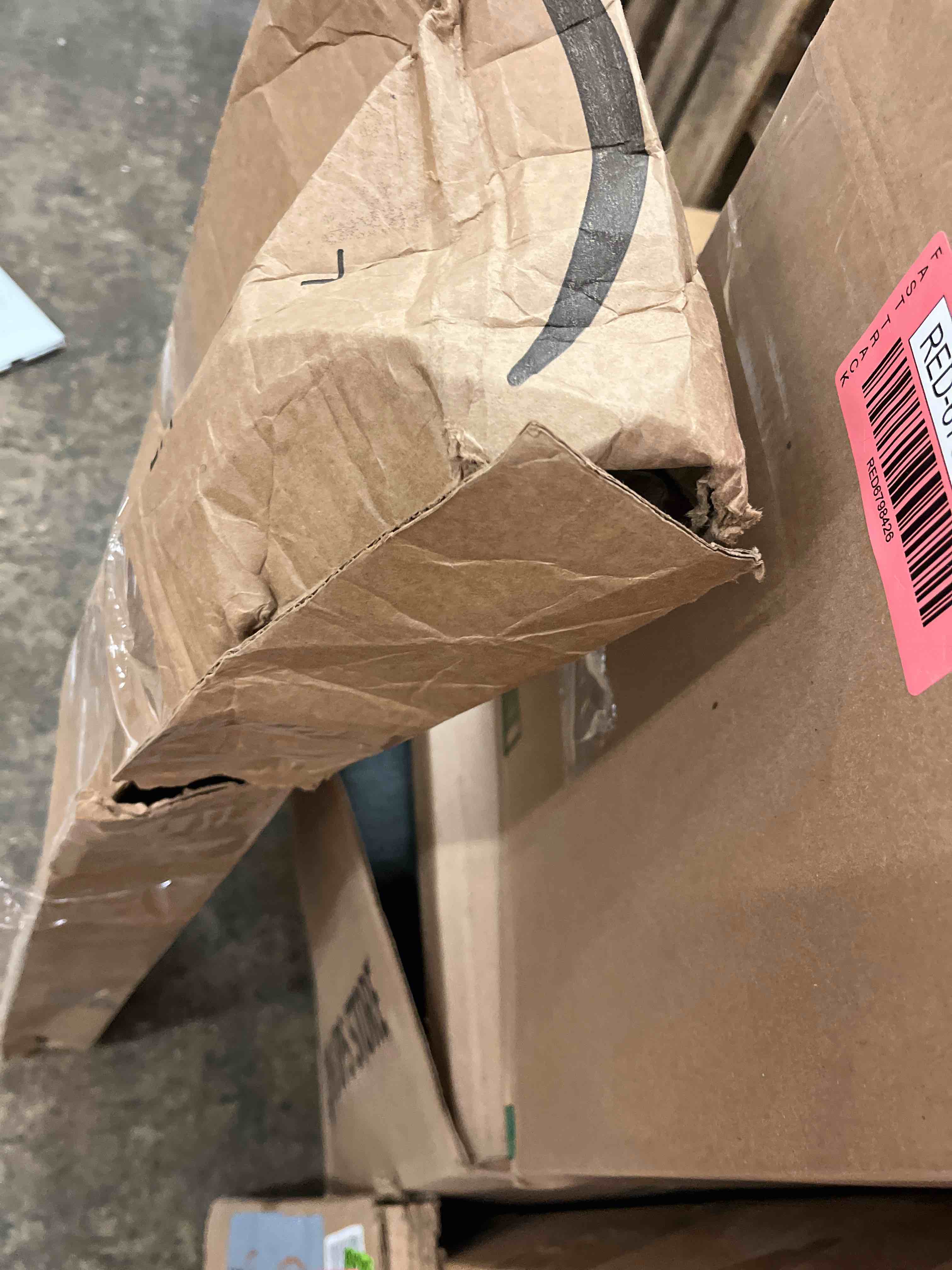 https://s3.amazonaws.com/lotting-images-prod/phillipi/RED6798422_1736984056759.jpeg