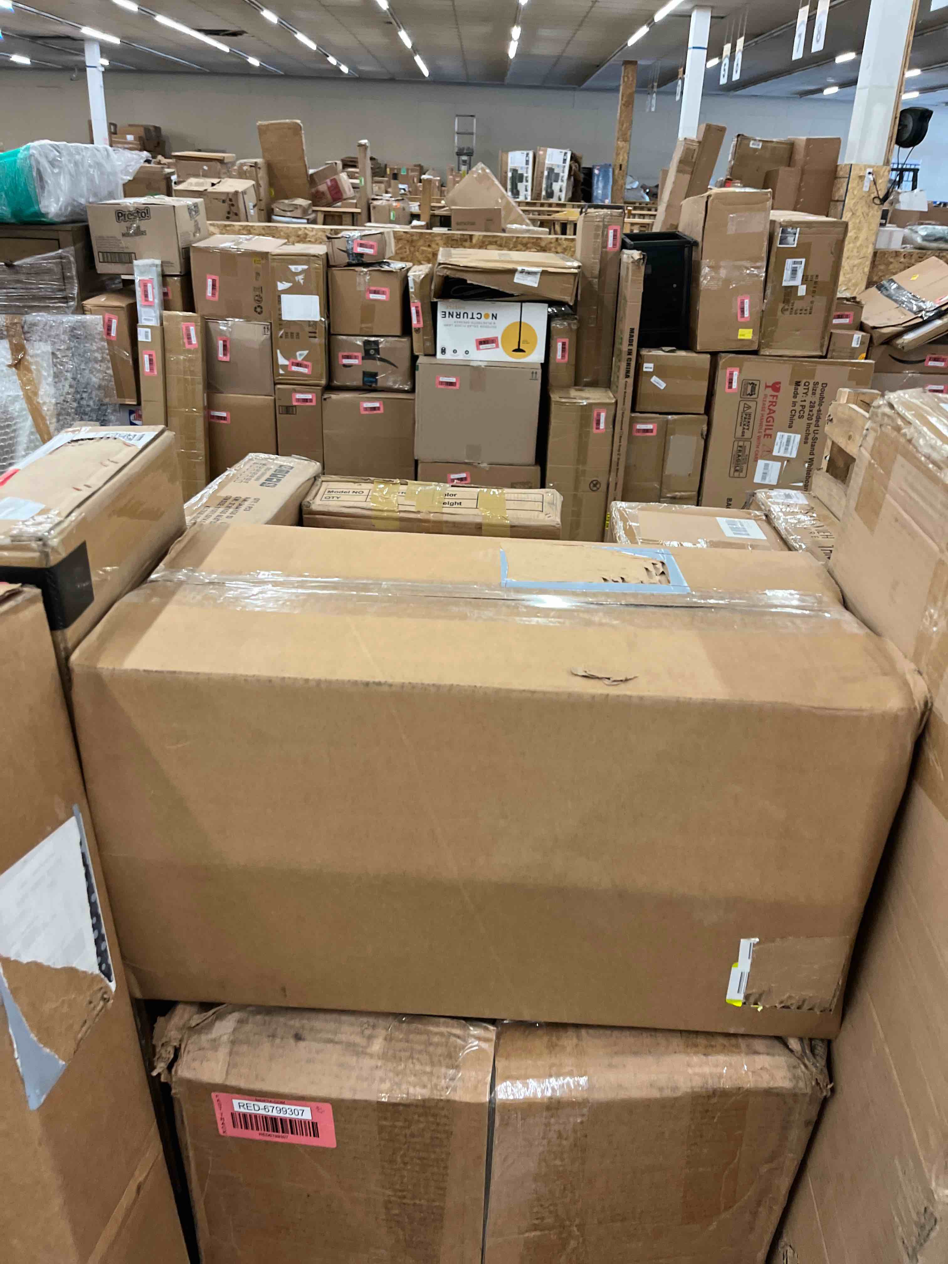 https://s3.amazonaws.com/lotting-images-prod/phillipi/RED6799282_1744911021570.jpeg