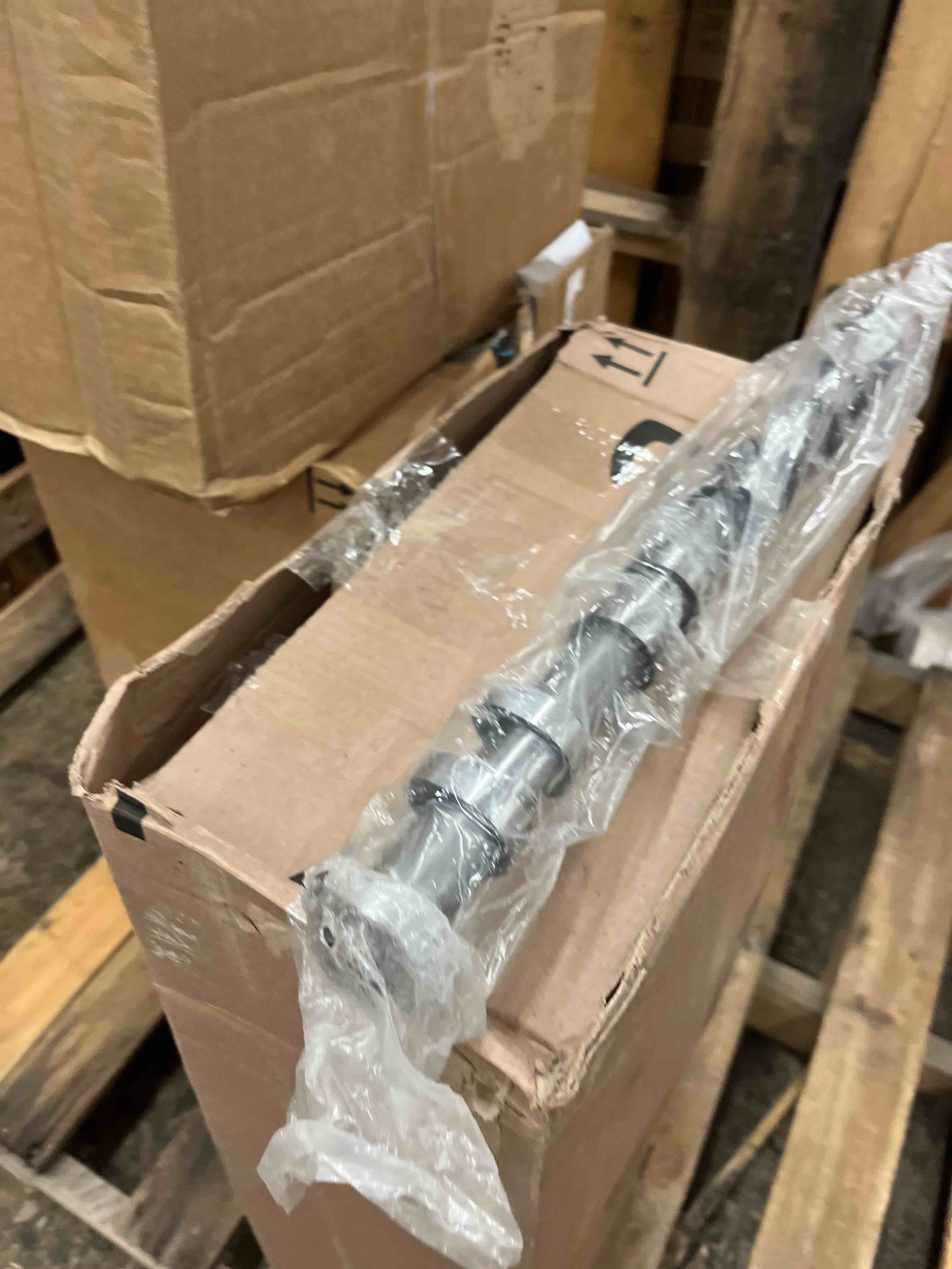 https://s3.amazonaws.com/lotting-images-prod/phillipi/RED6799310_1744906128566.jpeg