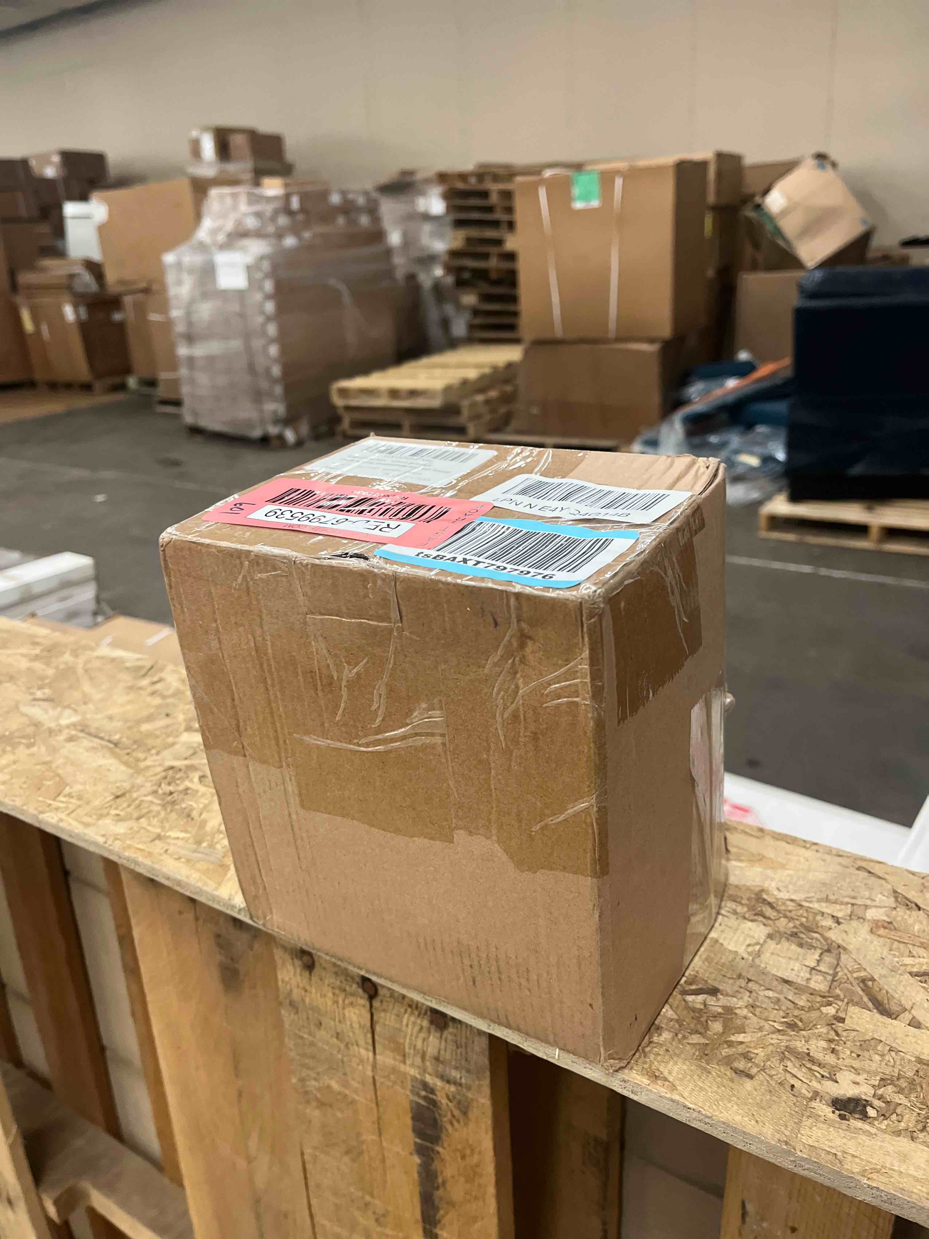 https://s3.amazonaws.com/lotting-images-prod/phillipi/RED6799539_1745468725973.jpeg