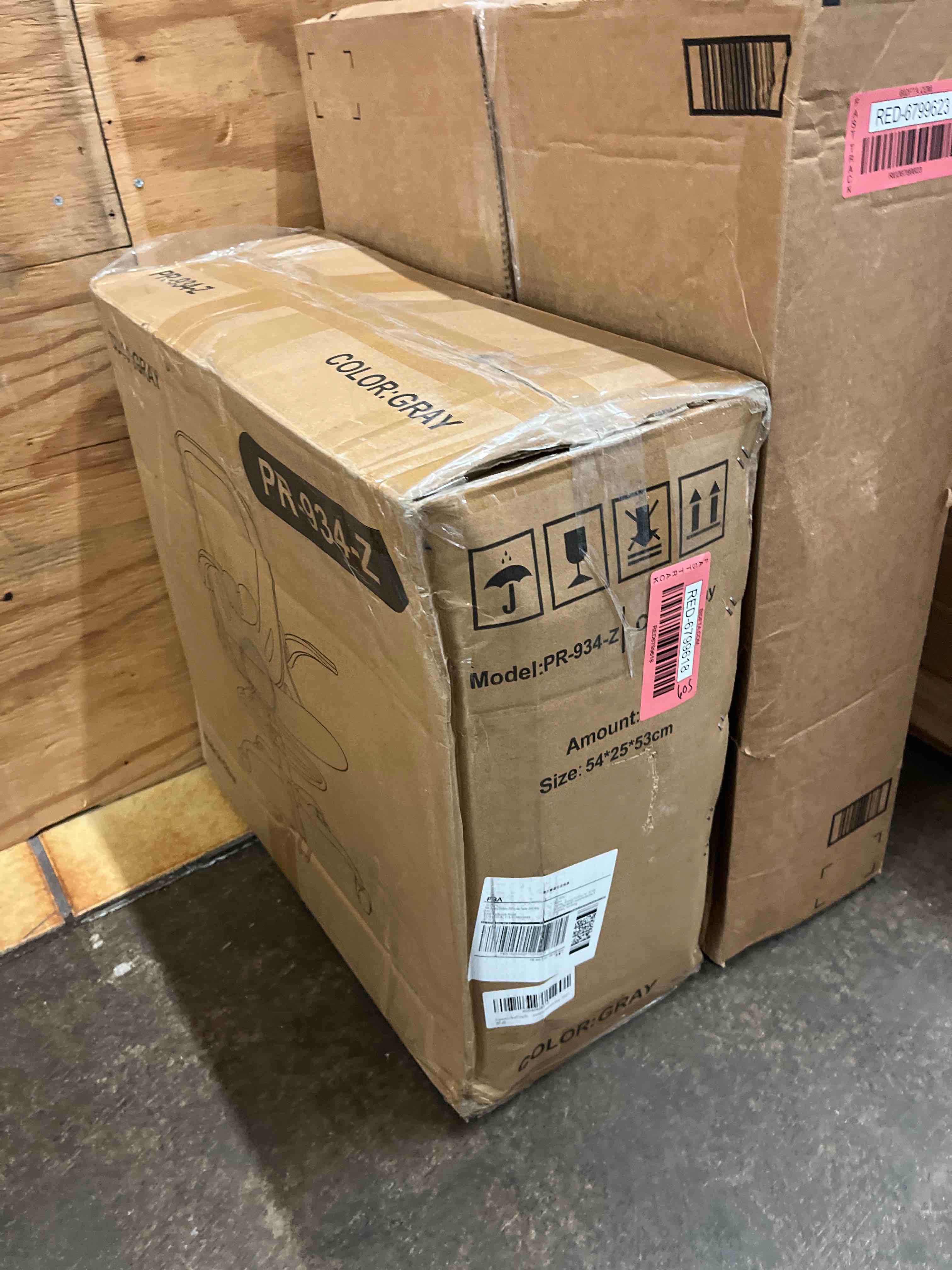 https://s3.amazonaws.com/lotting-images-prod/phillipi/RED6799618_1745478732693.jpeg