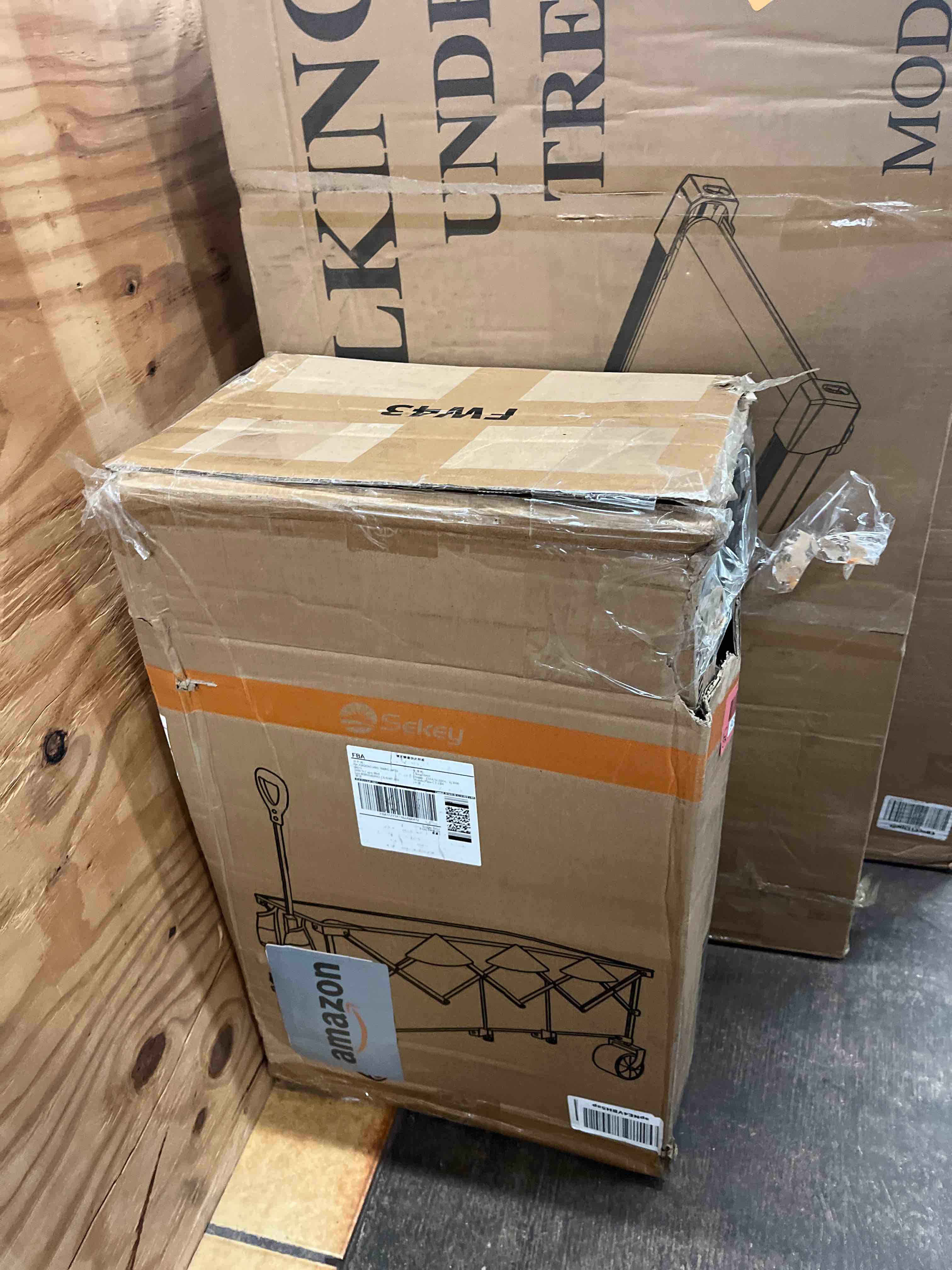 https://s3.amazonaws.com/lotting-images-prod/phillipi/RED6799626_1745478064053.jpeg