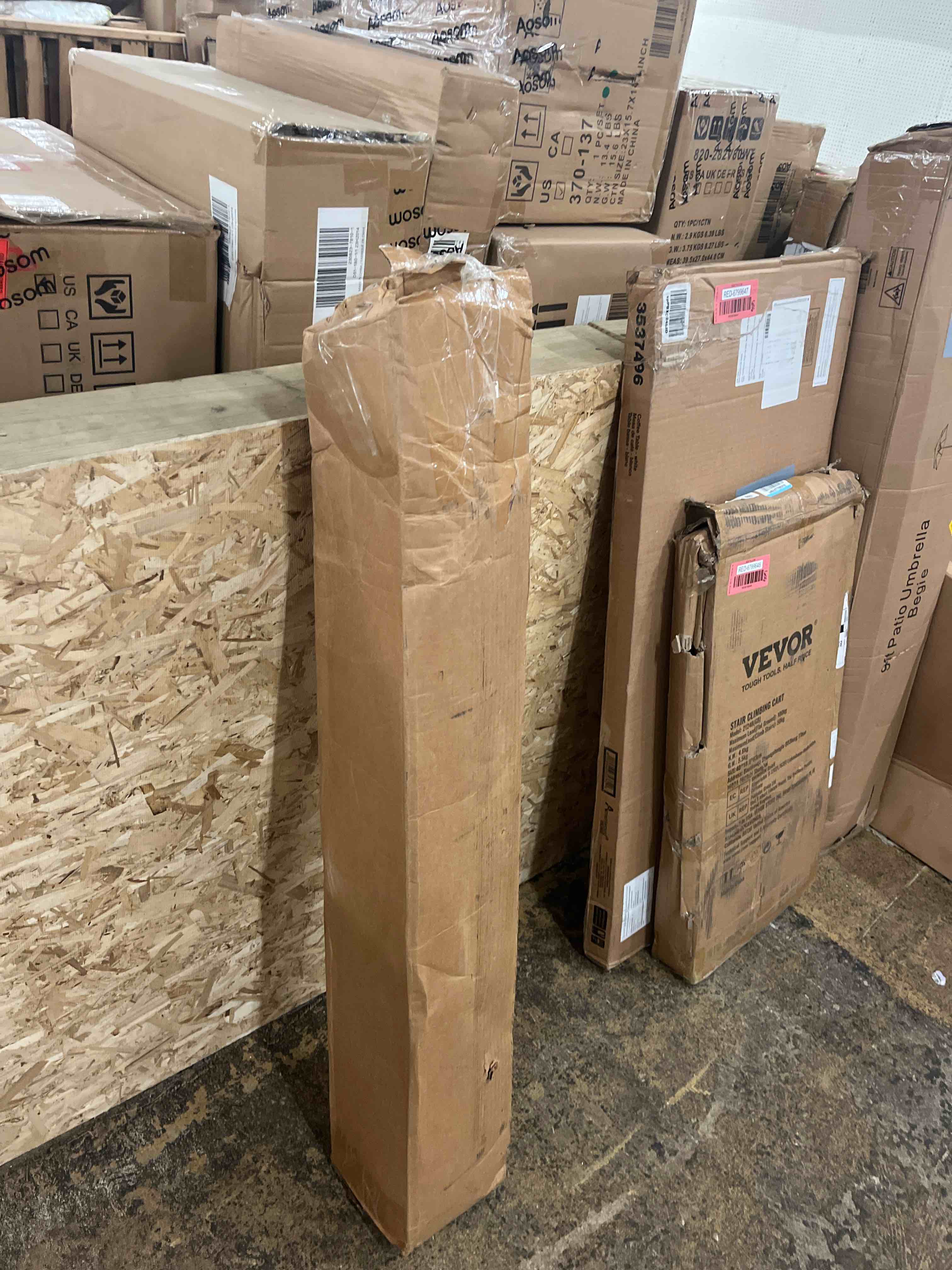 https://s3.amazonaws.com/lotting-images-prod/phillipi/RED6799646_1745556986811.jpeg