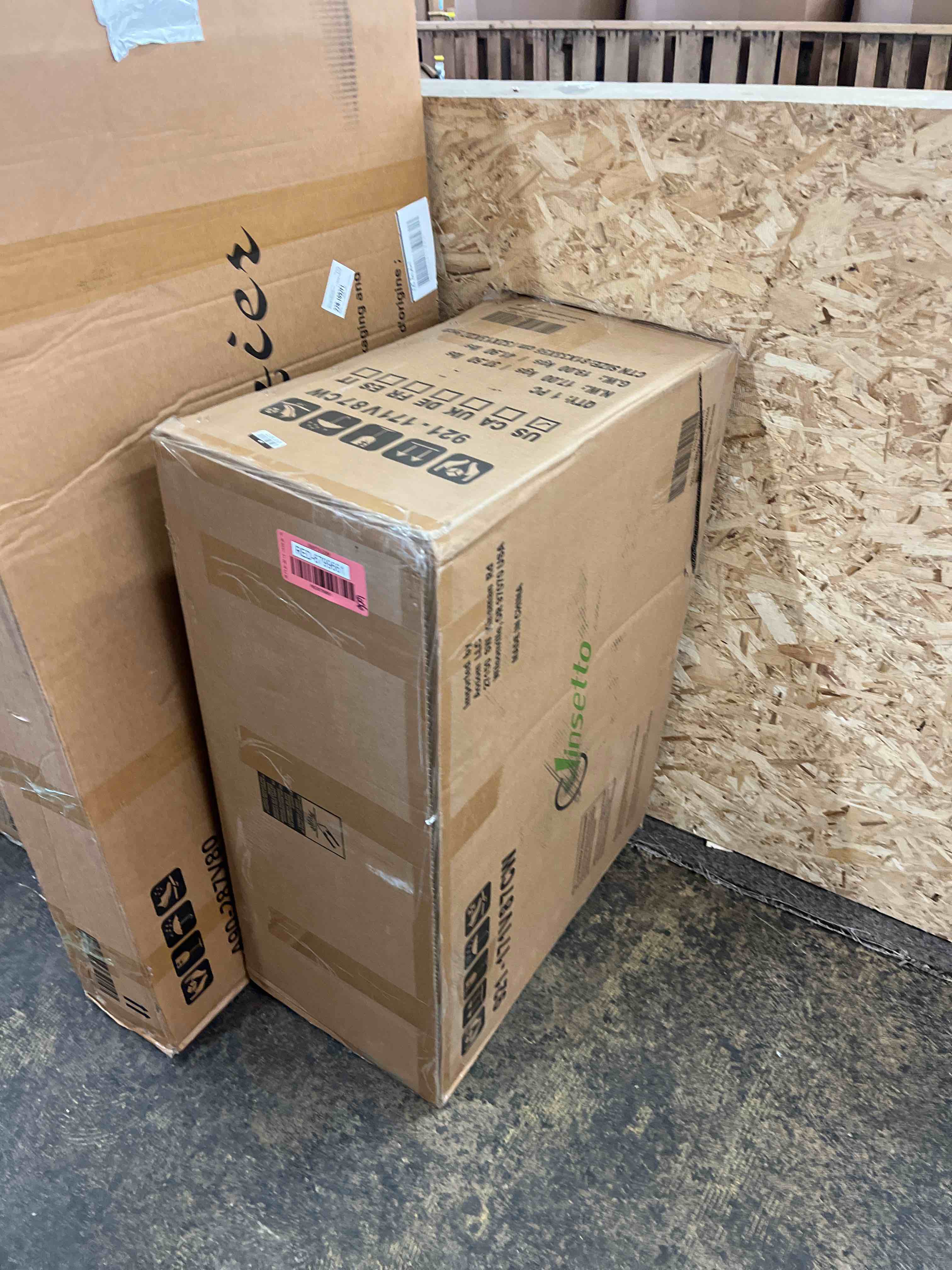 https://s3.amazonaws.com/lotting-images-prod/phillipi/RED6799661_1745496007821.jpeg