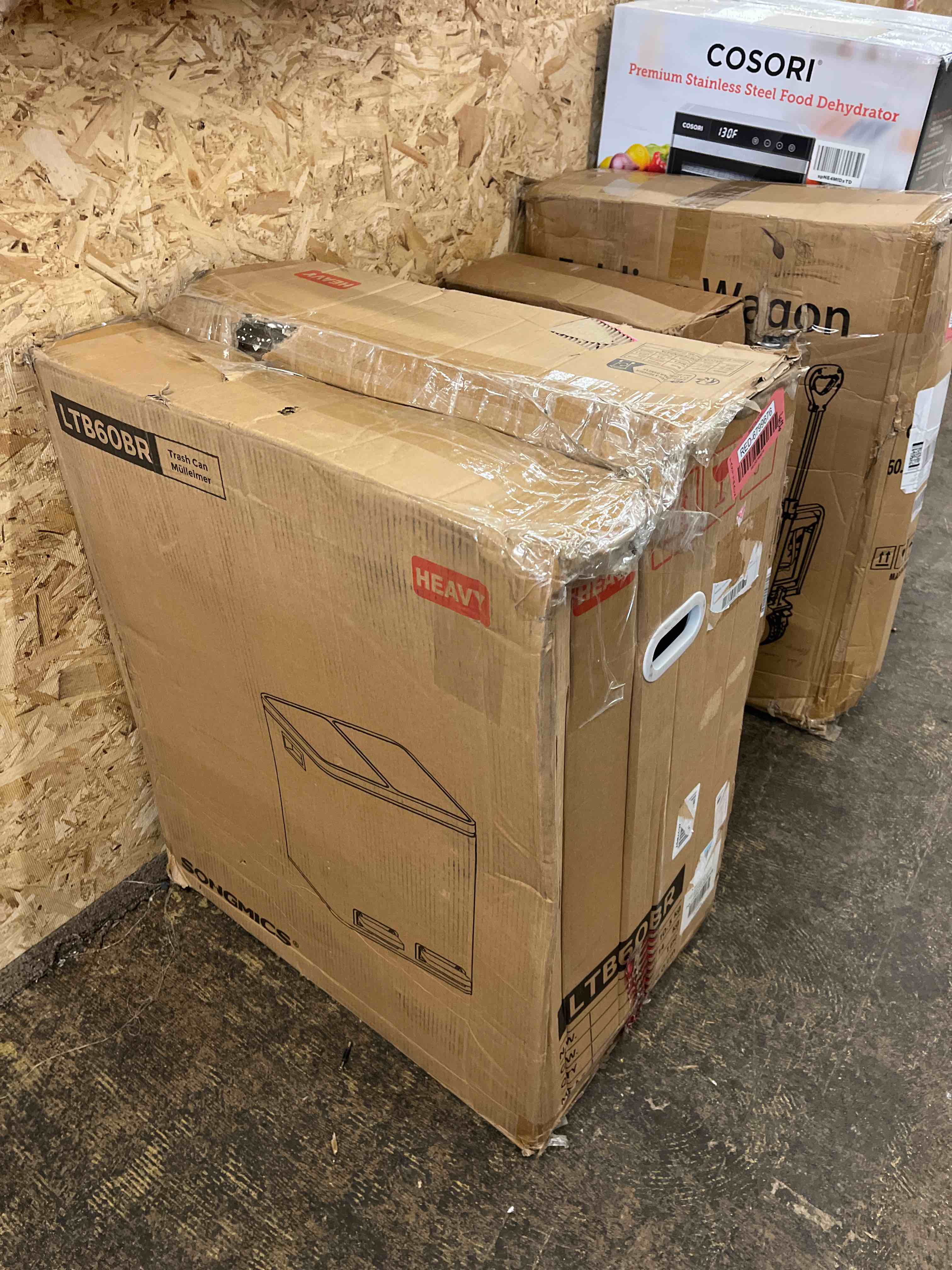 https://s3.amazonaws.com/lotting-images-prod/phillipi/RED6799676_1745494232241.jpeg