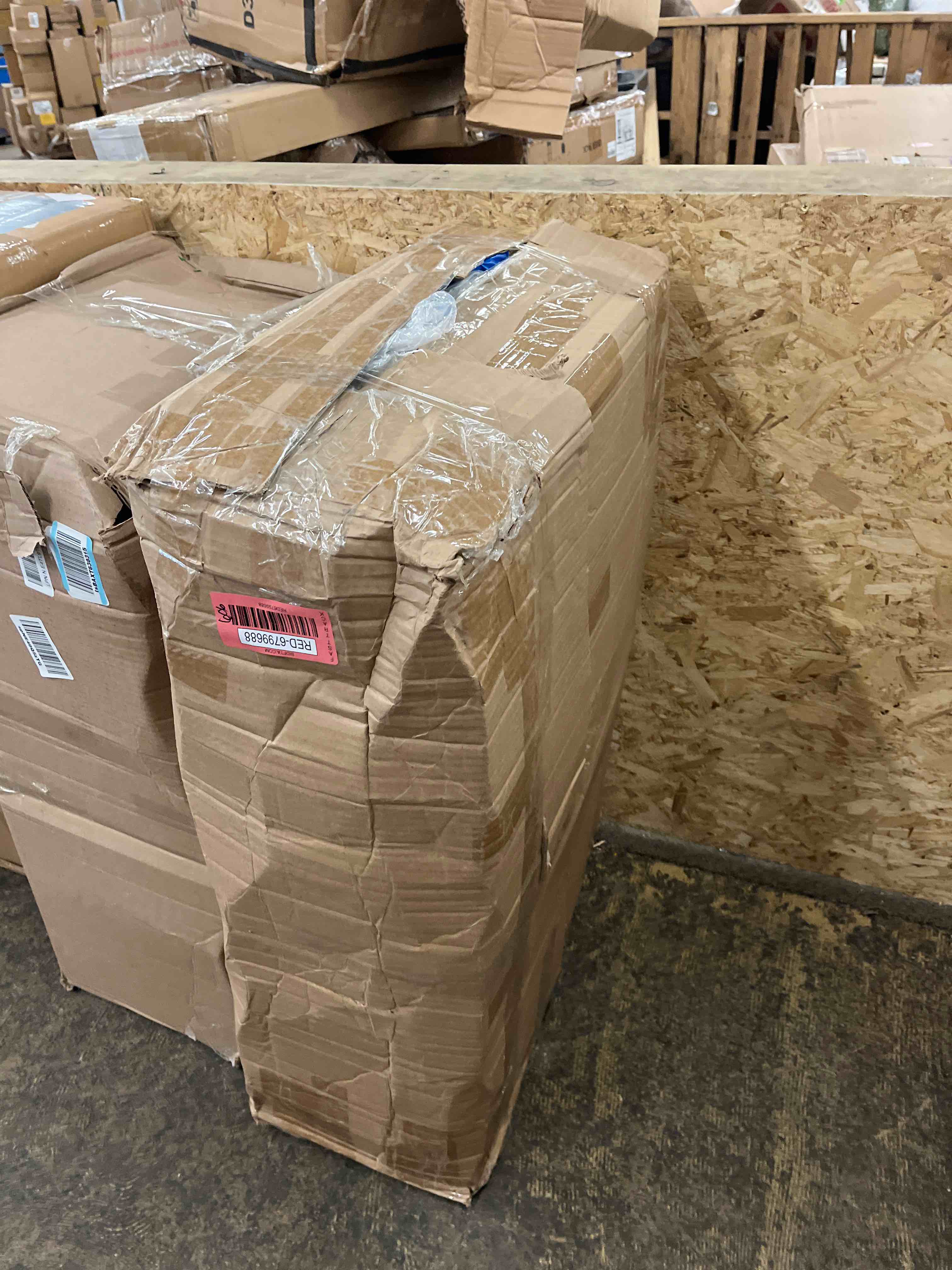 https://s3.amazonaws.com/lotting-images-prod/phillipi/RED6799688_1745492232310.jpeg