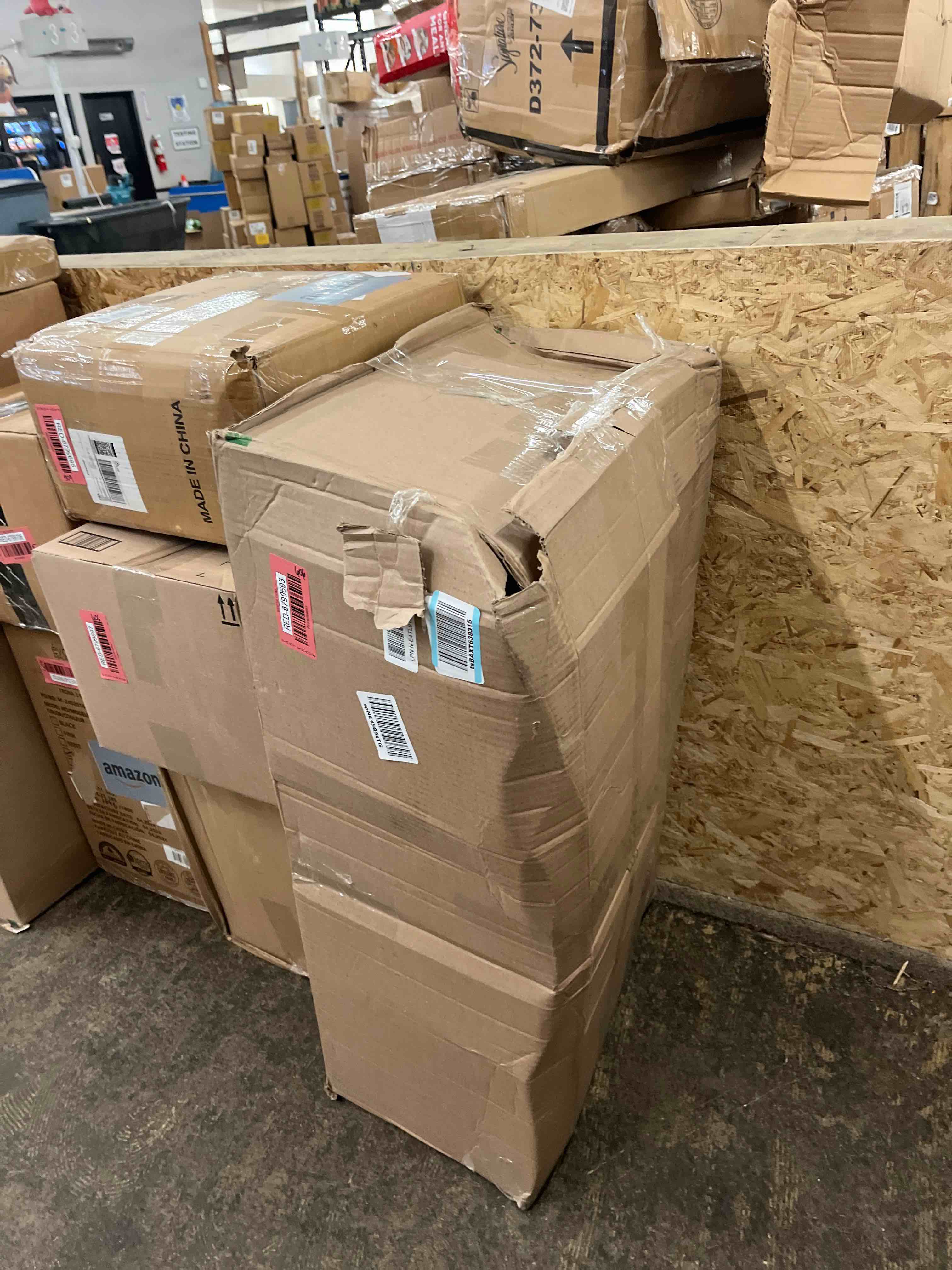 https://s3.amazonaws.com/lotting-images-prod/phillipi/RED6799693_1745491757097.jpeg