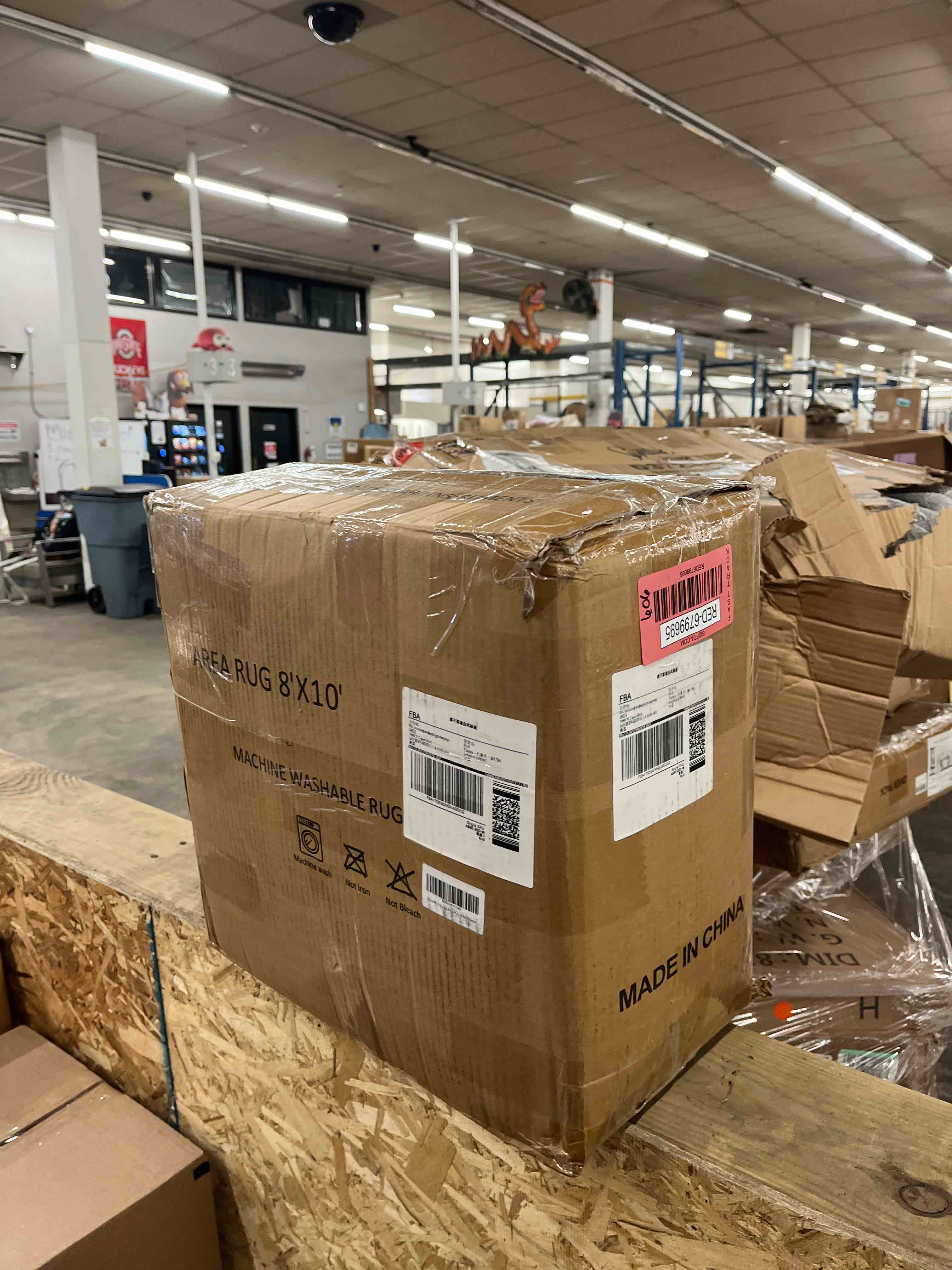 https://s3.amazonaws.com/lotting-images-prod/phillipi/RED6799695_1745491569796.jpeg