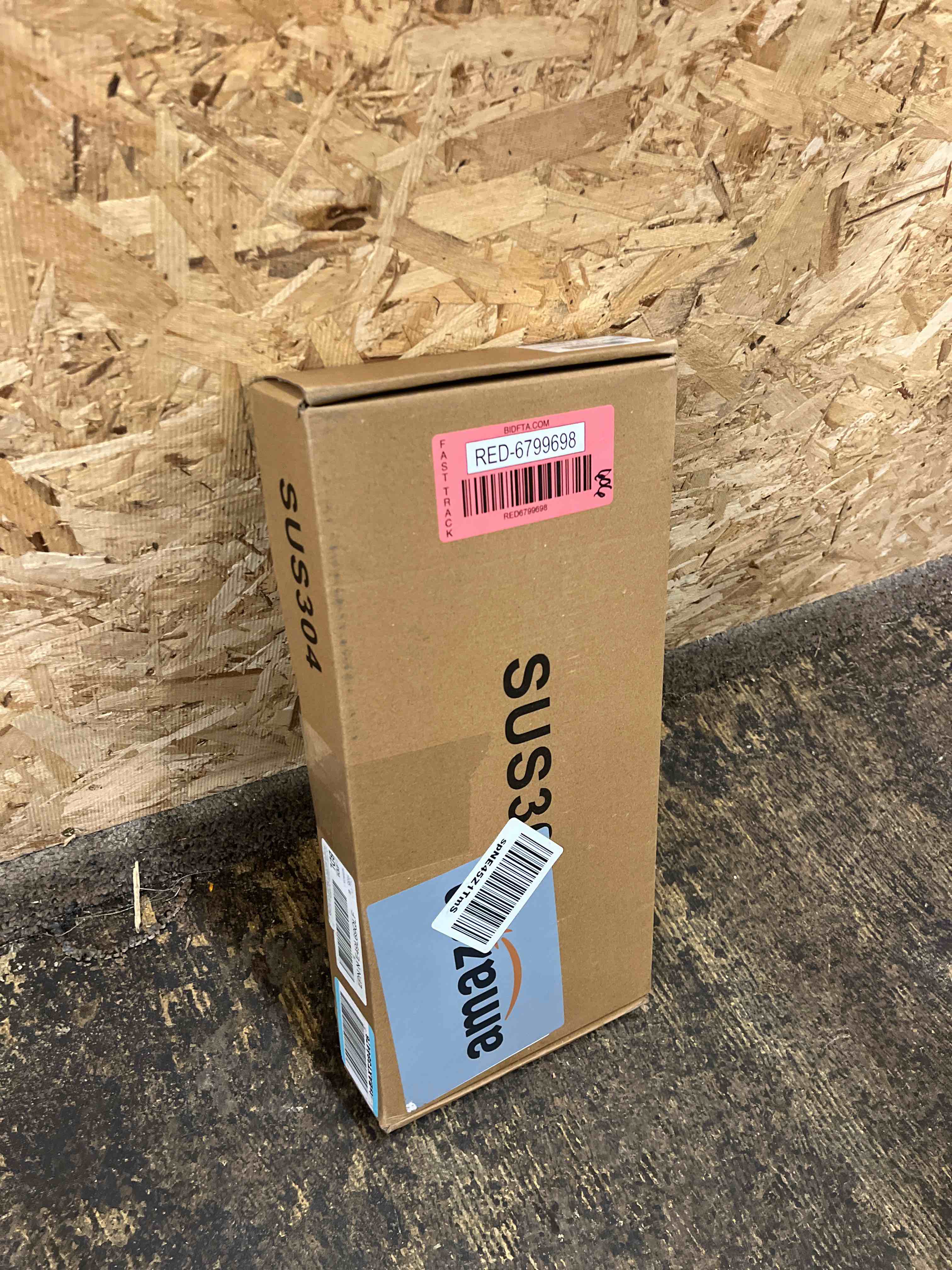 https://s3.amazonaws.com/lotting-images-prod/phillipi/RED6799698_1745491240113.jpeg