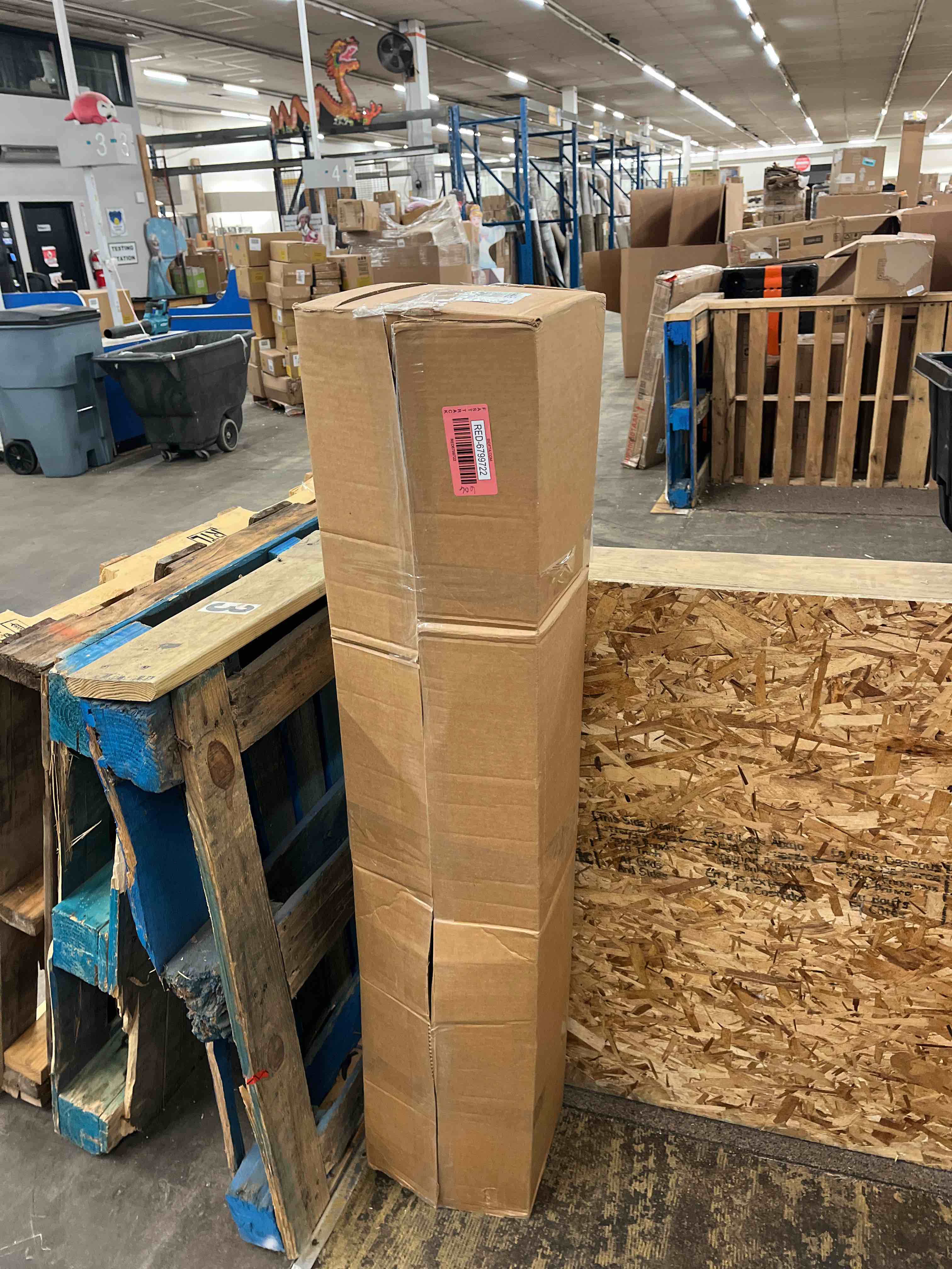 https://s3.amazonaws.com/lotting-images-prod/phillipi/RED6799722_1745488343642.jpeg