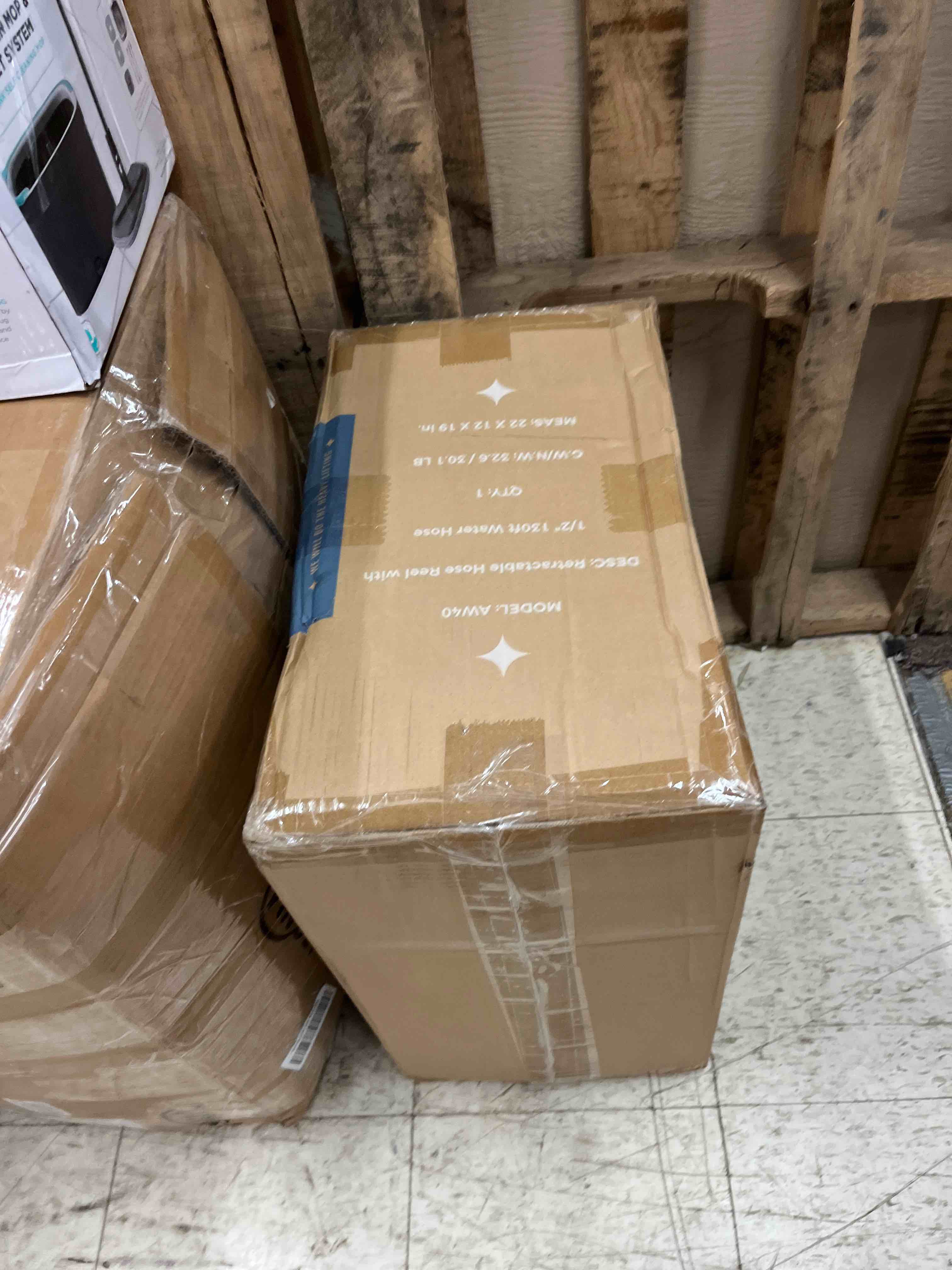https://s3.amazonaws.com/lotting-images-prod/phillipi/RED6799766_1745520848574.jpeg