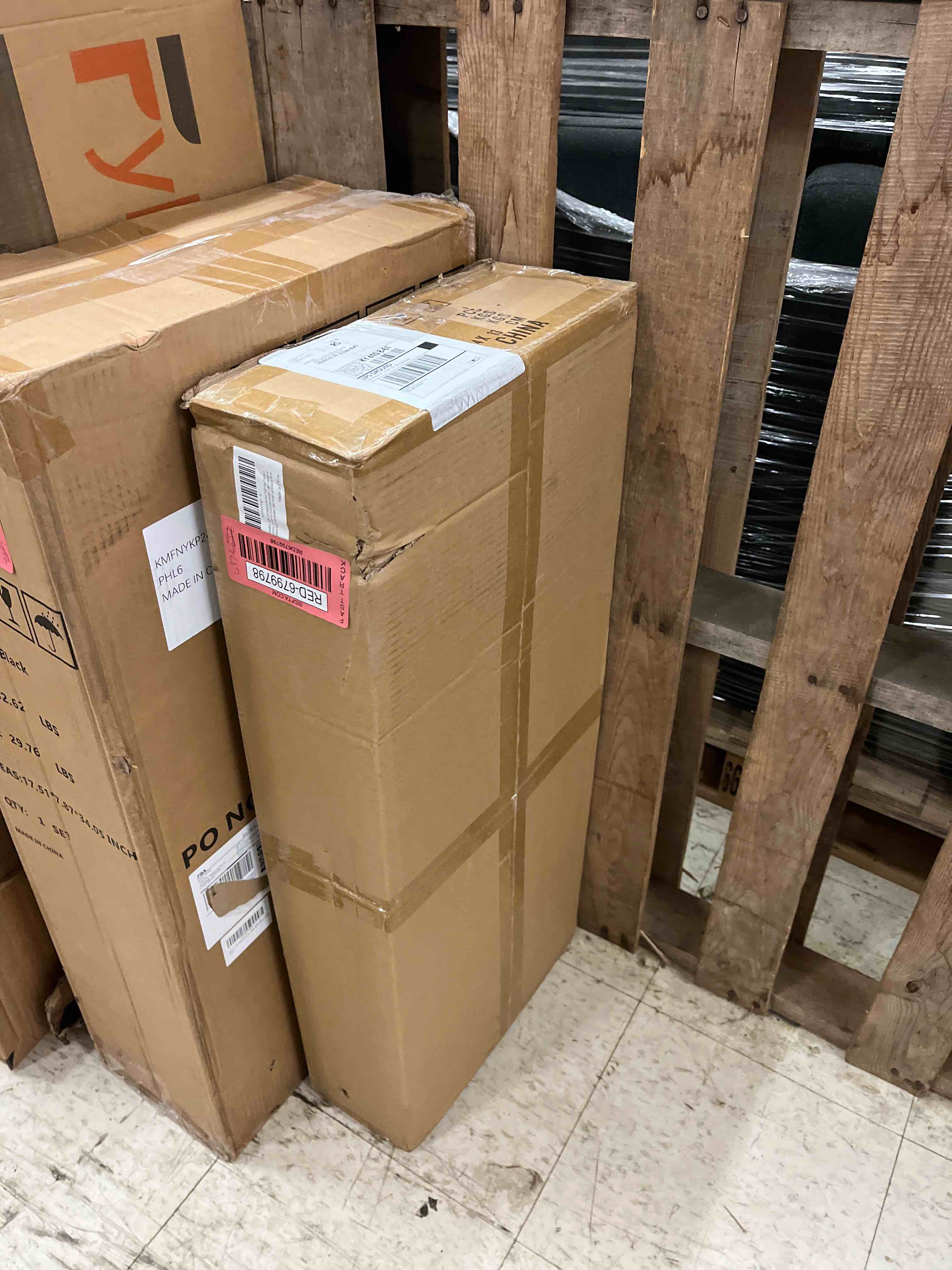 https://s3.amazonaws.com/lotting-images-prod/phillipi/RED6799798_1746046783431.jpeg