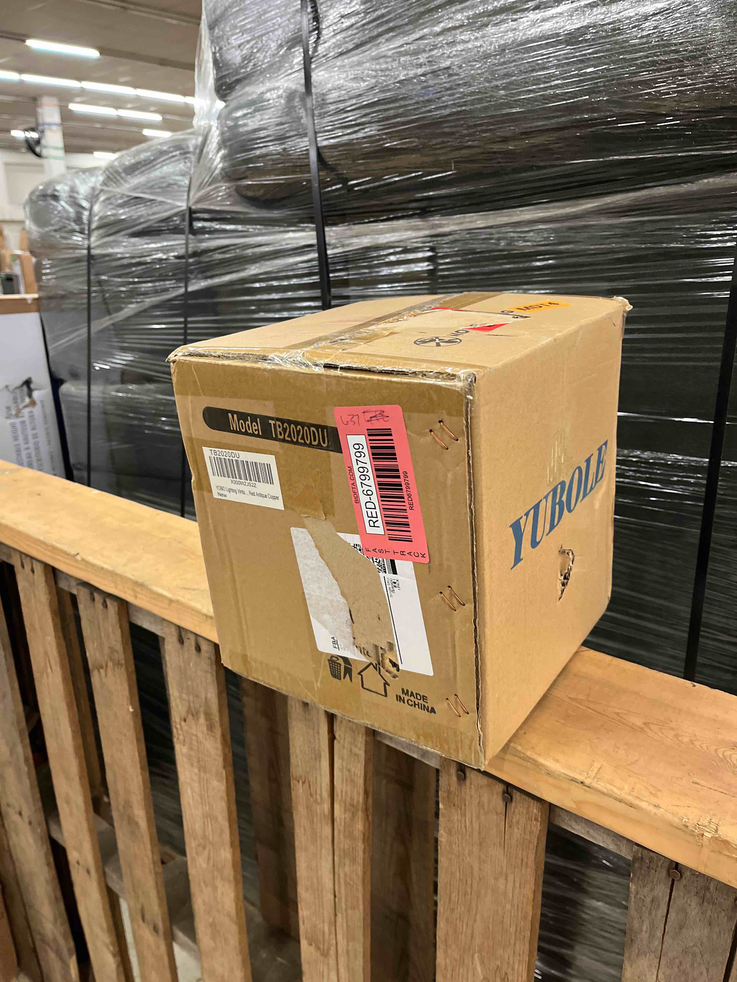 https://s3.amazonaws.com/lotting-images-prod/phillipi/RED6799799_1746046508274.jpeg