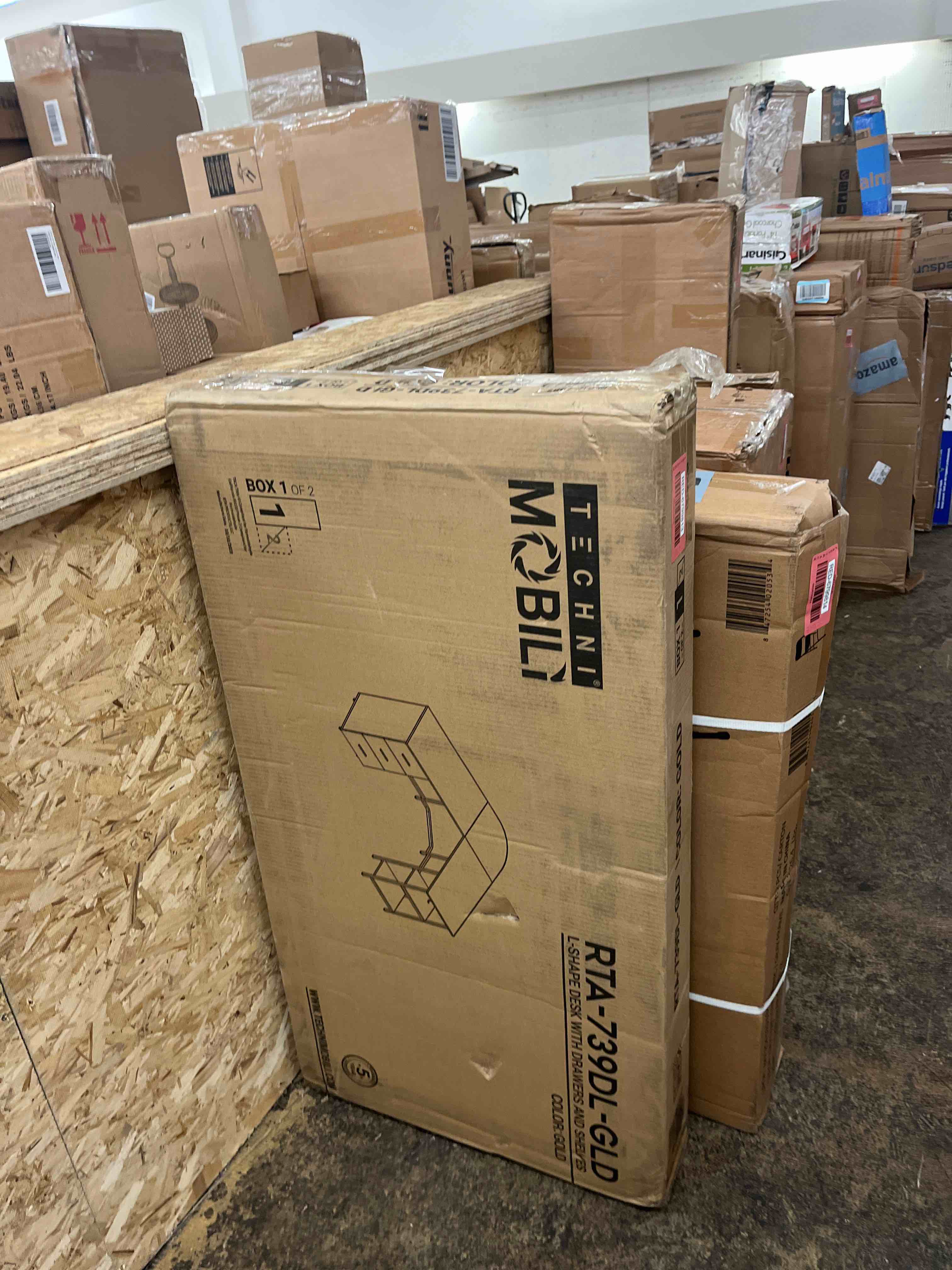https://s3.amazonaws.com/lotting-images-prod/phillipi/RED6799813_1745562679887.jpeg