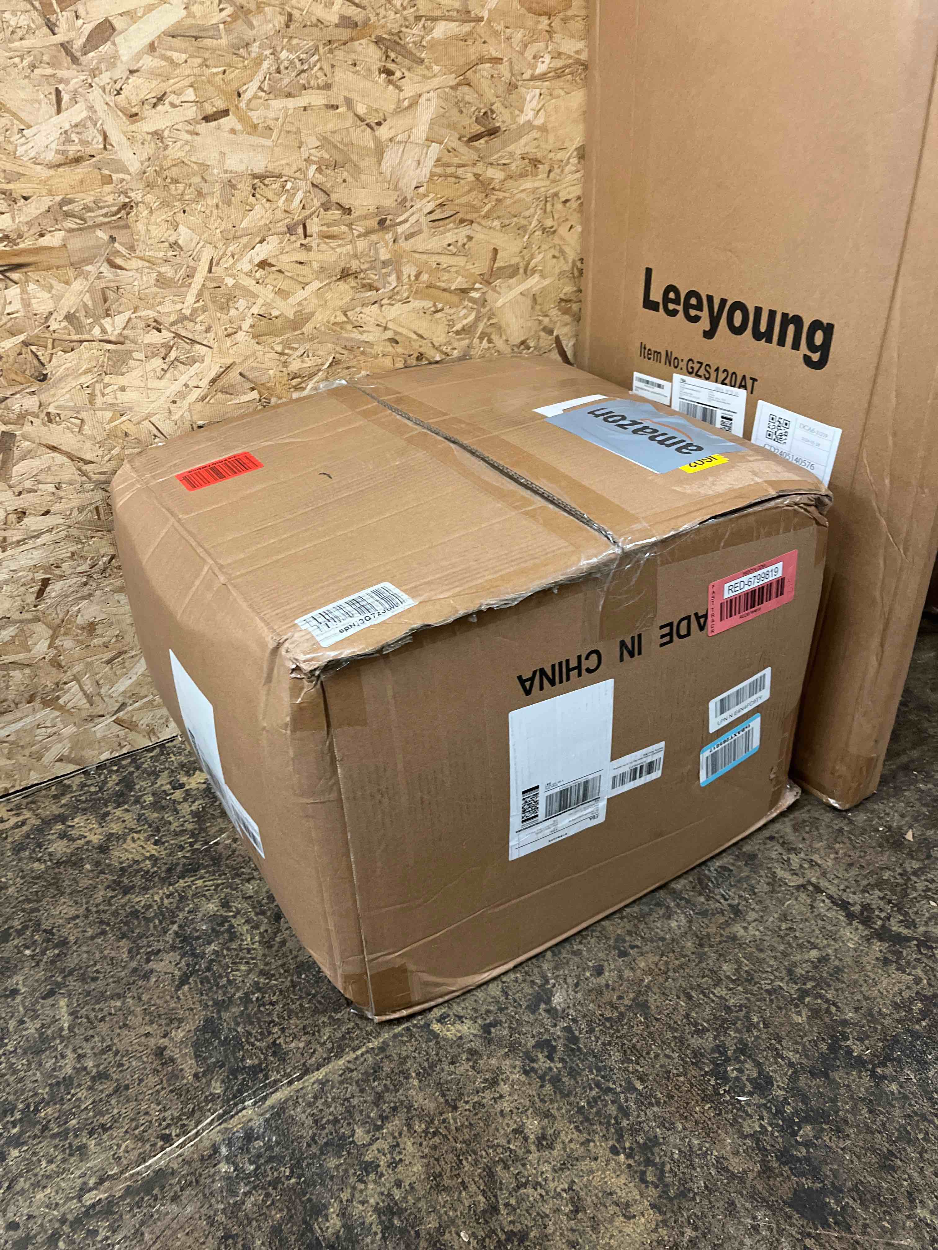 https://s3.amazonaws.com/lotting-images-prod/phillipi/RED6799819_1745562124914.jpeg