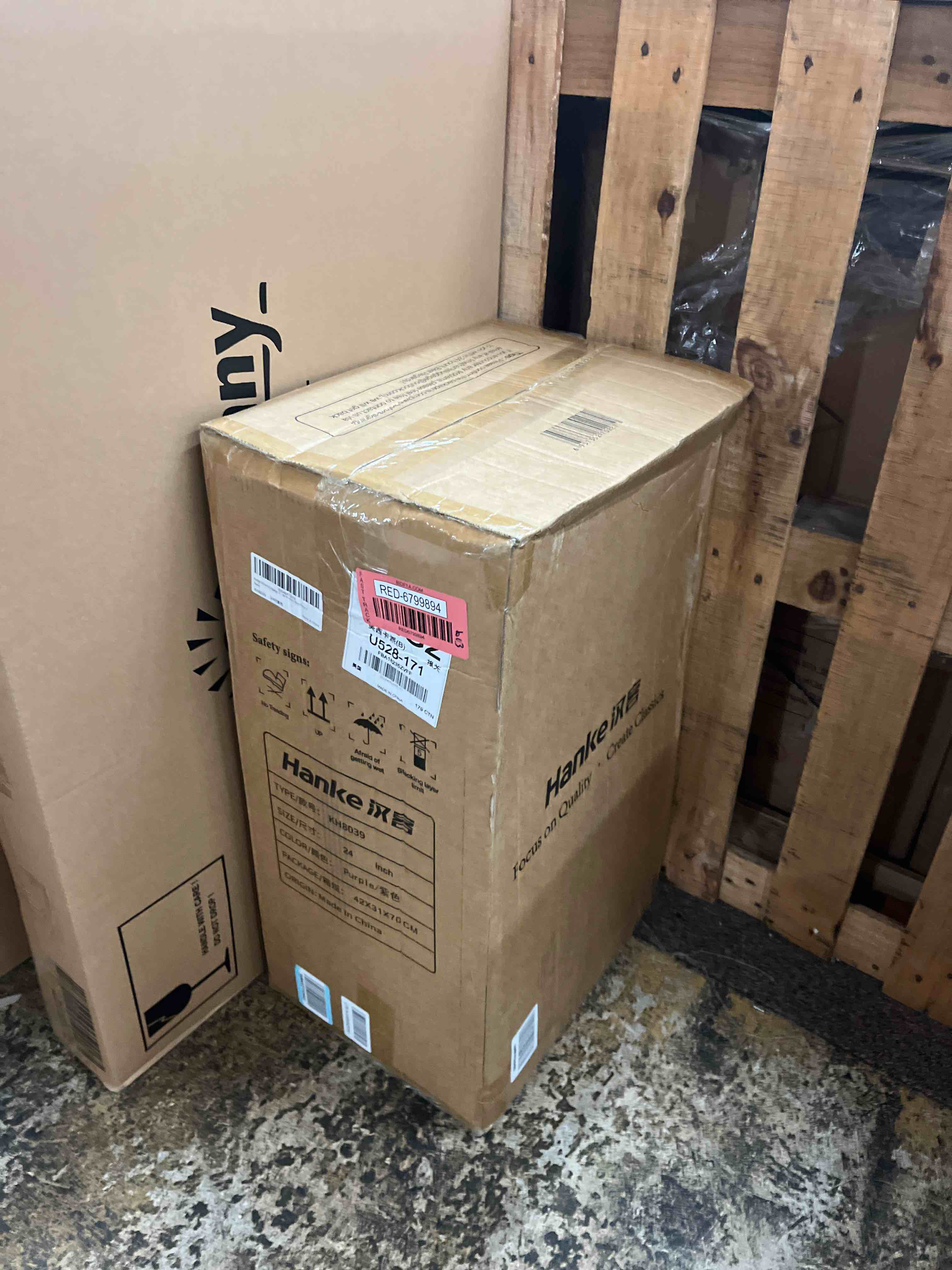https://s3.amazonaws.com/lotting-images-prod/phillipi/RED6799894_1745565850599.jpeg