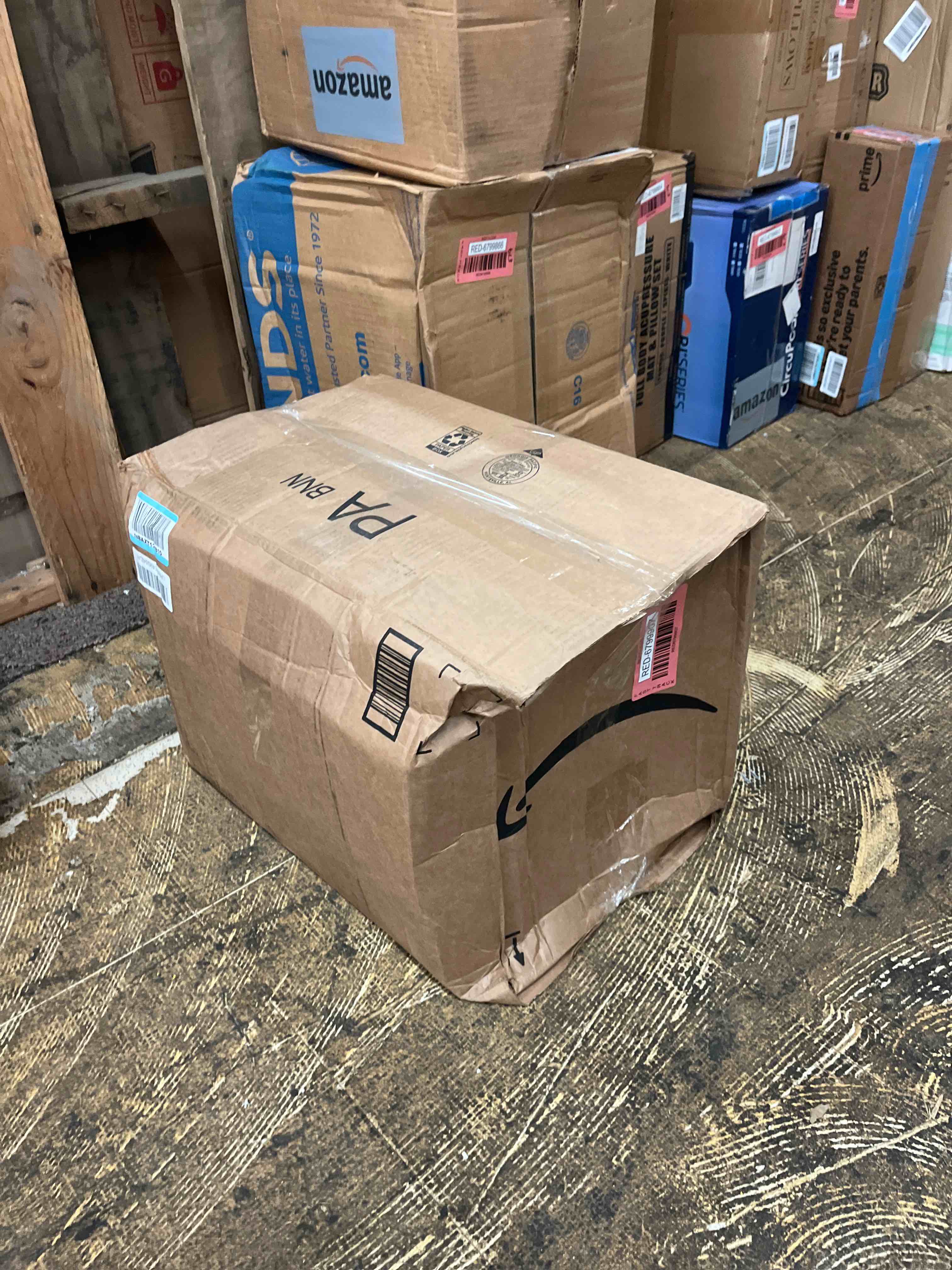 https://s3.amazonaws.com/lotting-images-prod/phillipi/RED6799907_1745567410189.jpeg