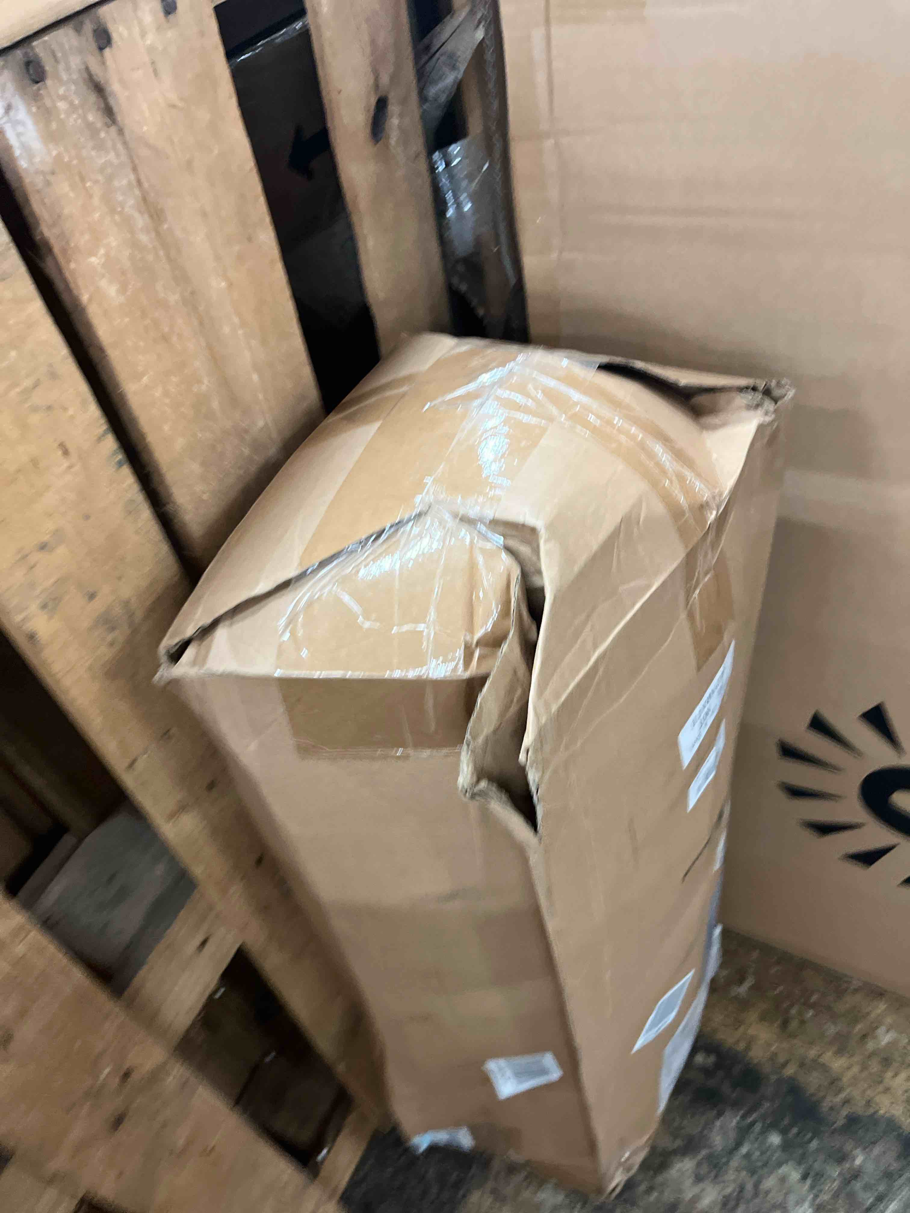 https://s3.amazonaws.com/lotting-images-prod/phillipi/RED6799926_1745565720431.jpeg