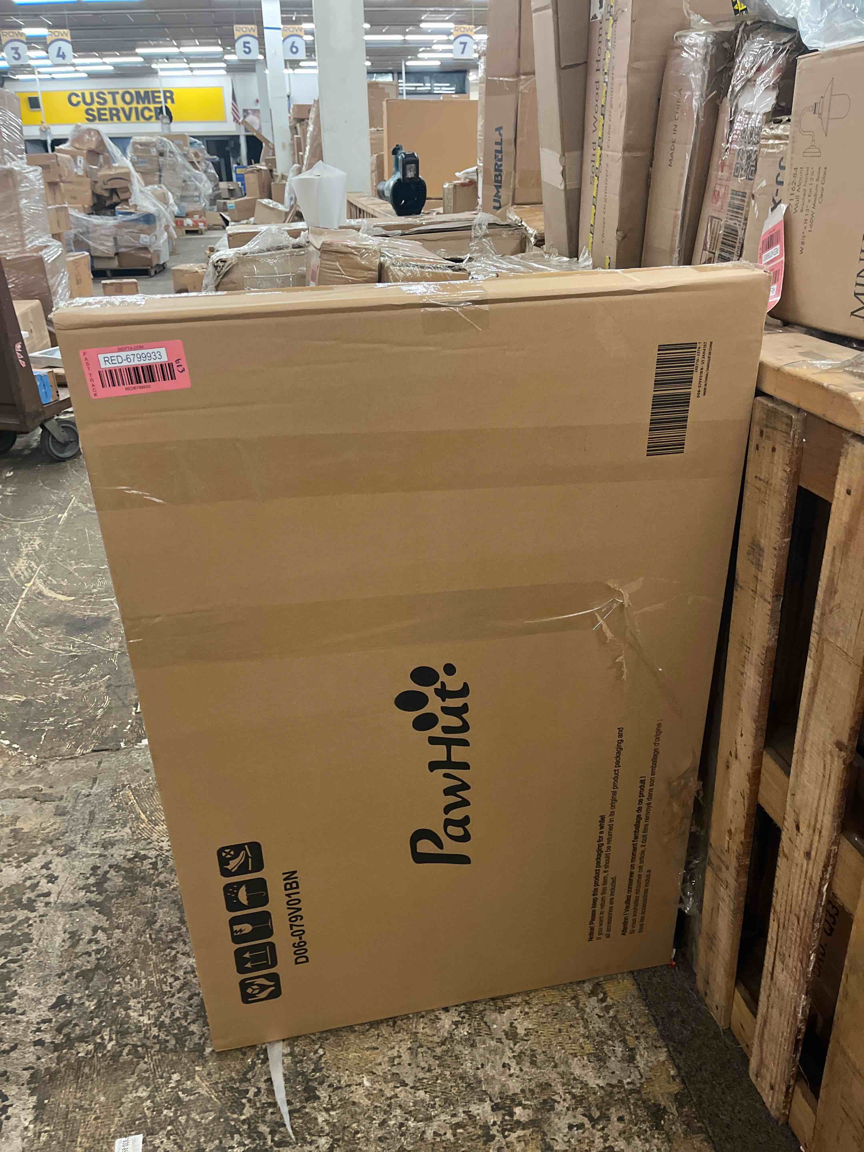 https://s3.amazonaws.com/lotting-images-prod/phillipi/RED6799933_1745564766418.jpeg