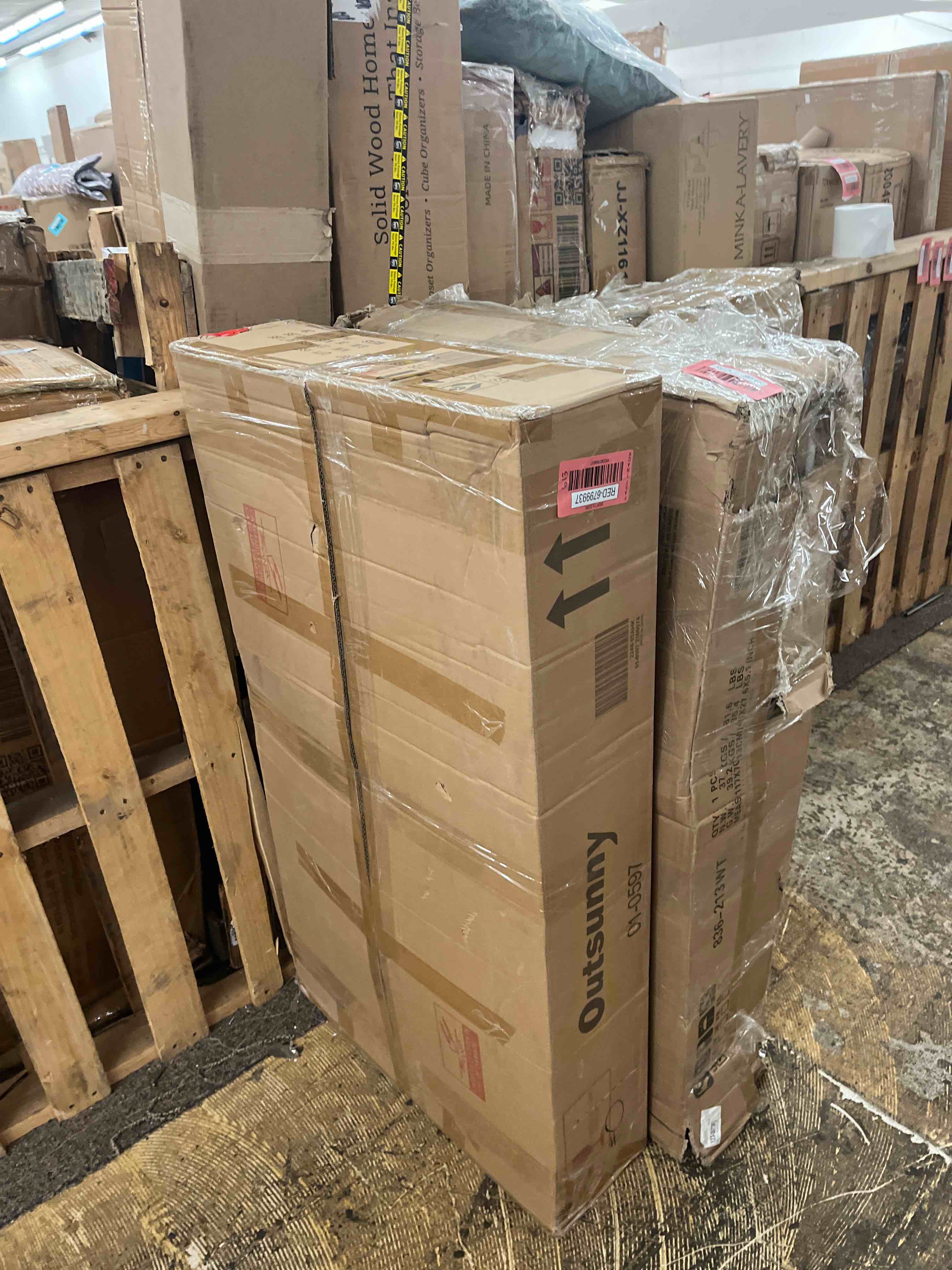 https://s3.amazonaws.com/lotting-images-prod/phillipi/RED6799937_1745564314894.jpeg