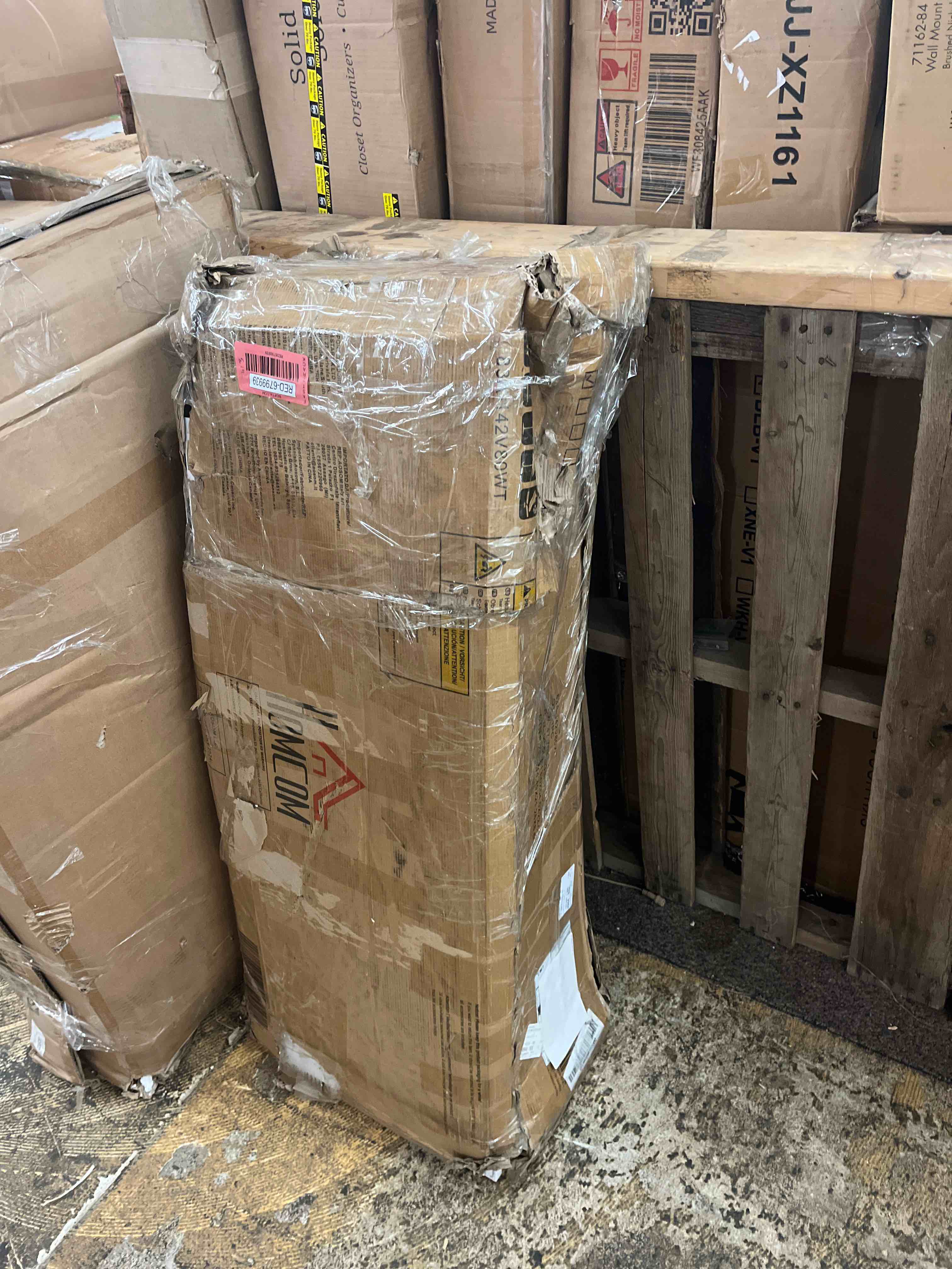 https://s3.amazonaws.com/lotting-images-prod/phillipi/RED6799939_1745564093164.jpeg