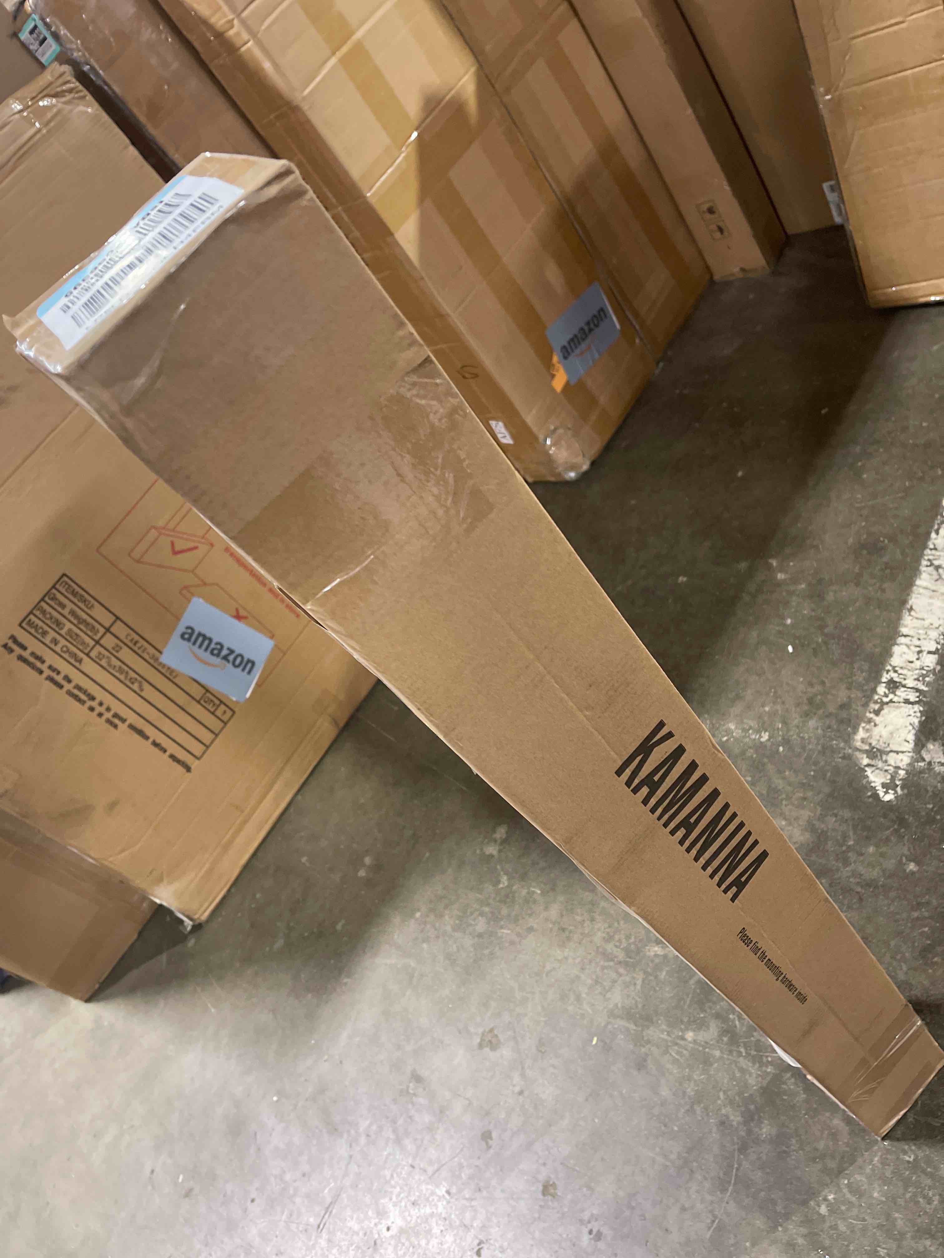 https://s3.amazonaws.com/lotting-images-prod/phillipi/TEA0072150_1732038448371.jpeg