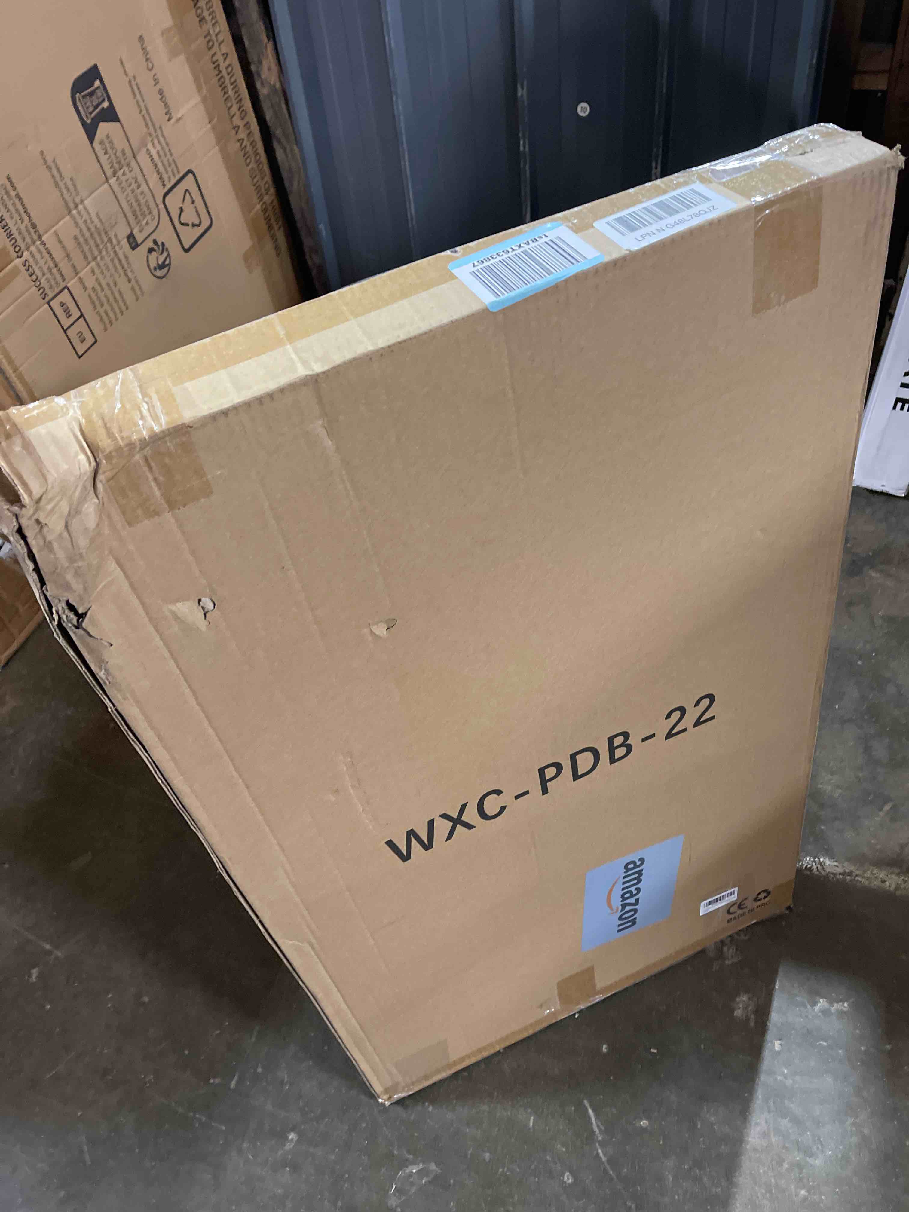 https://s3.amazonaws.com/lotting-images-prod/phillipi/TEA0072217_1732133906062.jpeg
