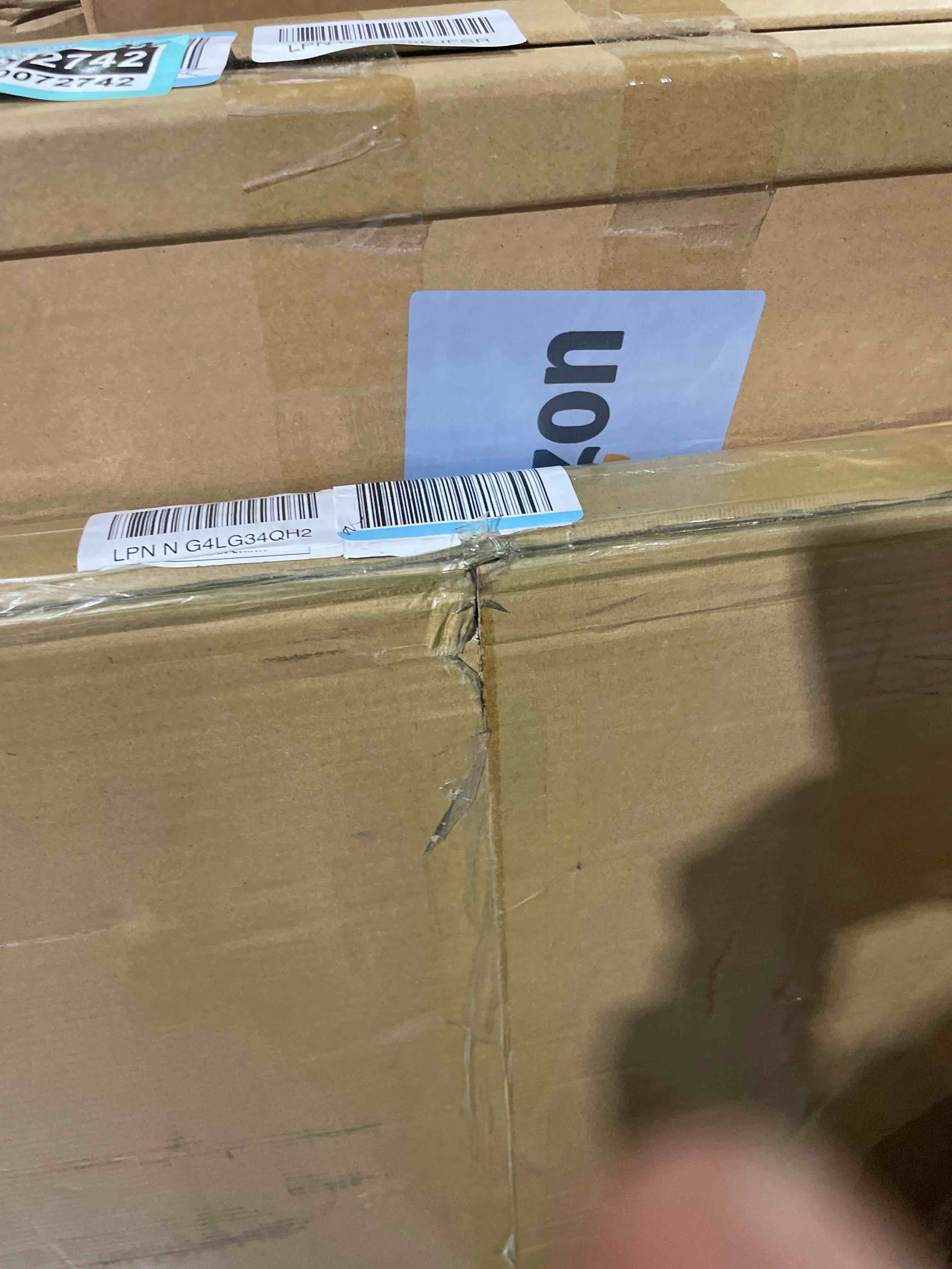 https://s3.amazonaws.com/lotting-images-prod/phillipi/TEA0072744_1731686762215.jpeg