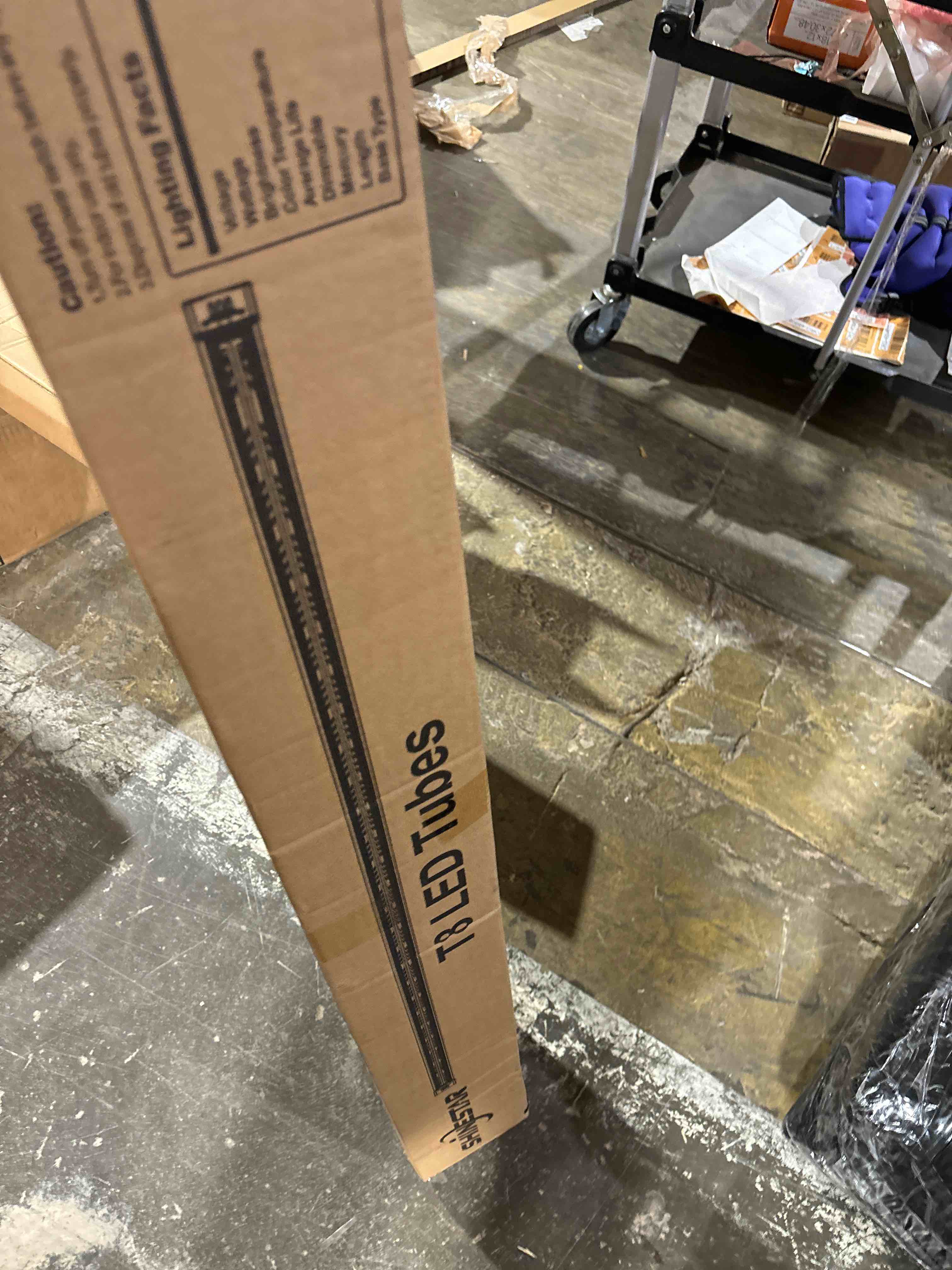 https://s3.amazonaws.com/lotting-images-prod/phillipi/TEA0072814_1731448992391.jpeg